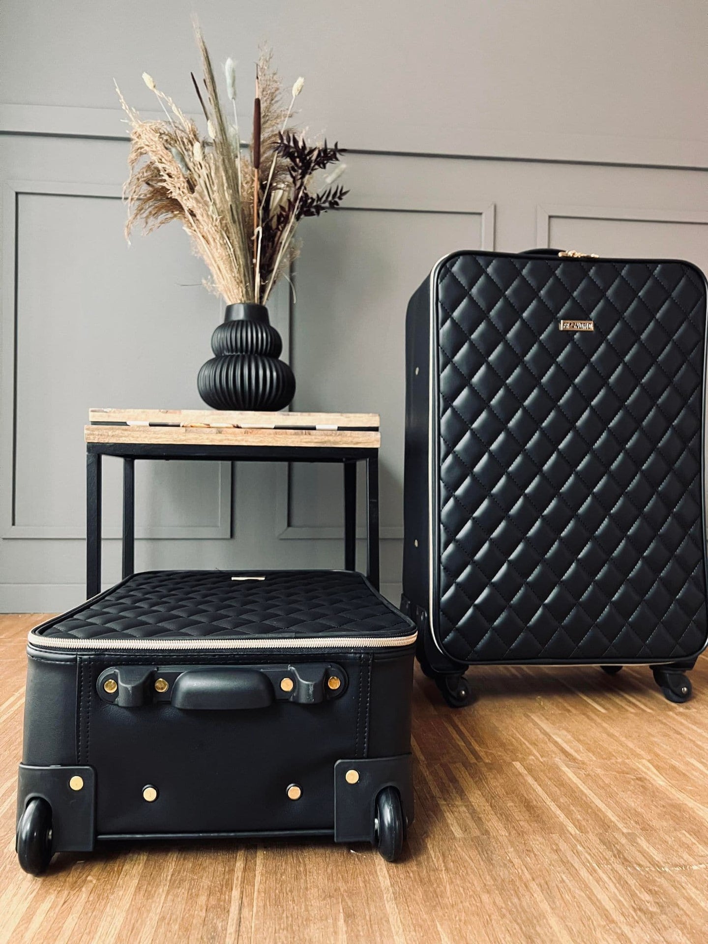 Kuffert sæt af 2 stk - Black Quilted - VIAMAJA.DK
