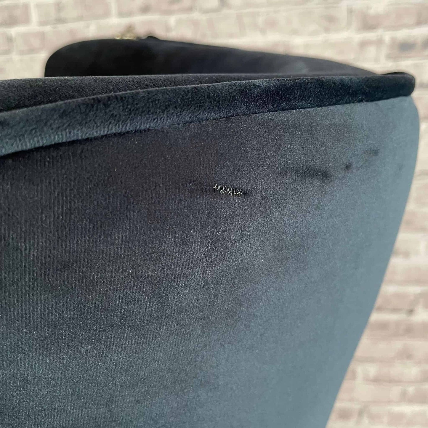 Lænestol i blå velour - Afhenter tilbud - VIAMAJA.DK