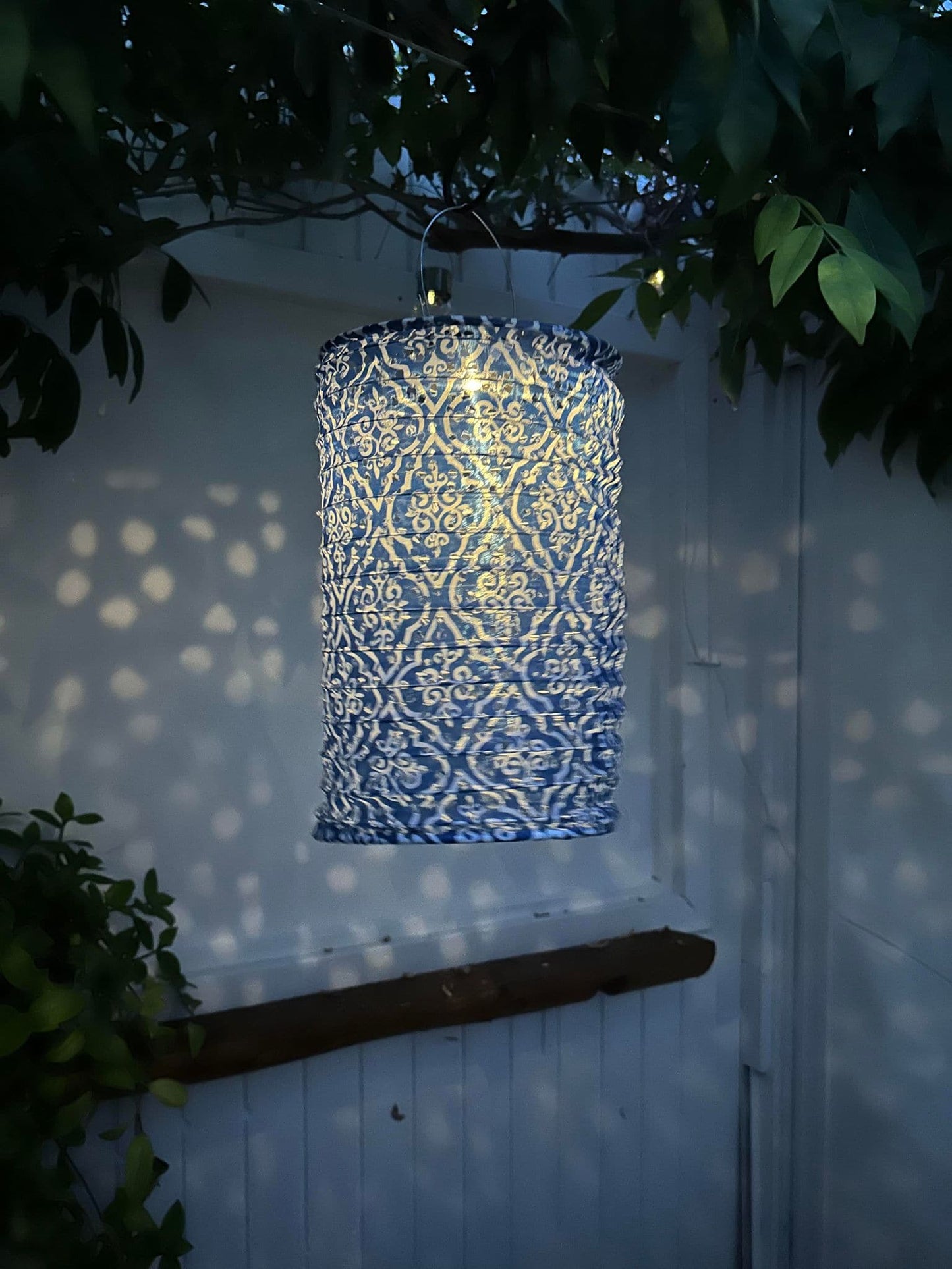 Lampe cylinder med solceller - SUMMER BLUE - VIAMAJA.DK