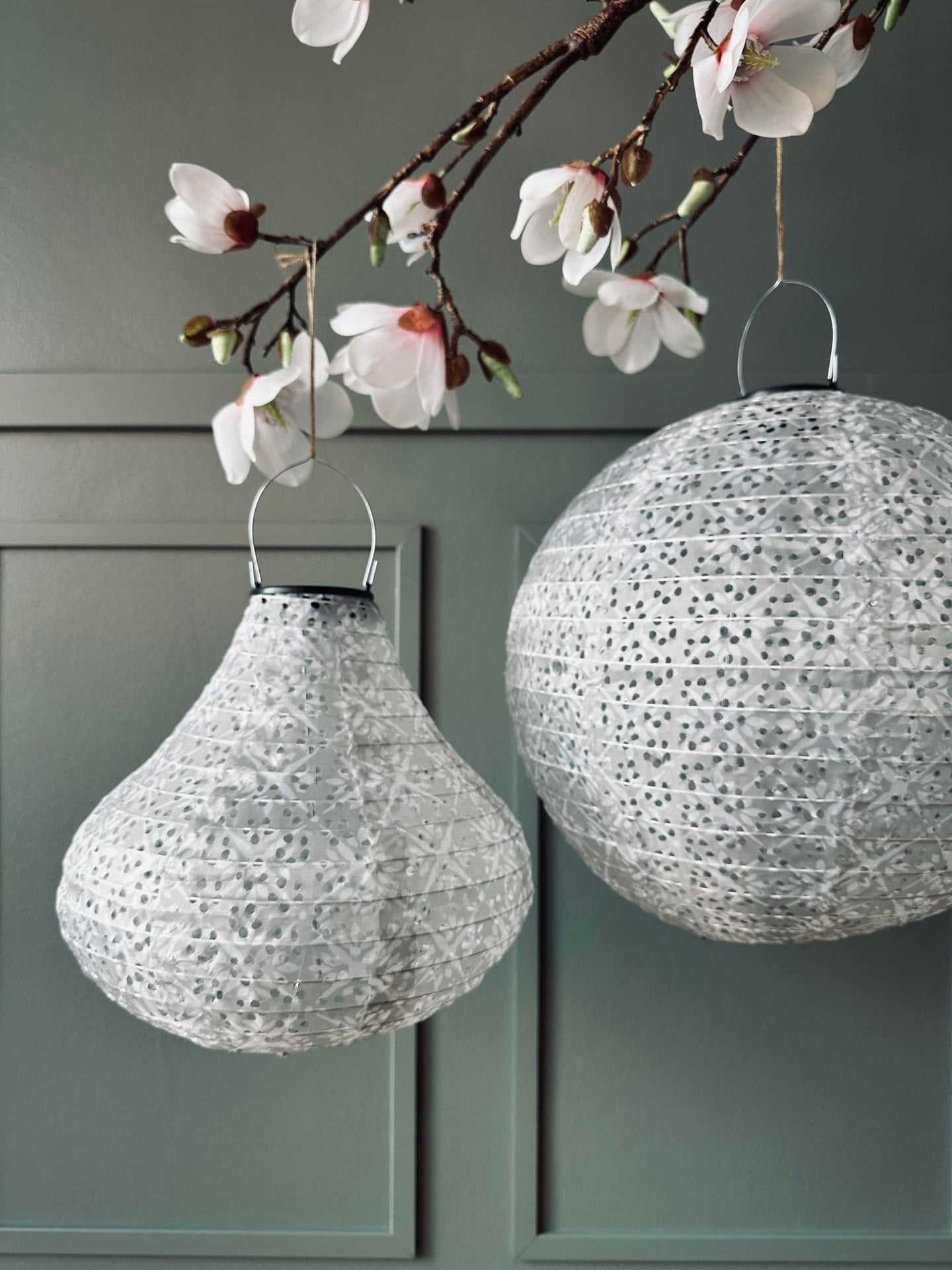 Lampe med solceller Pear – SUMMER WHITE - VIAMAJA.DK