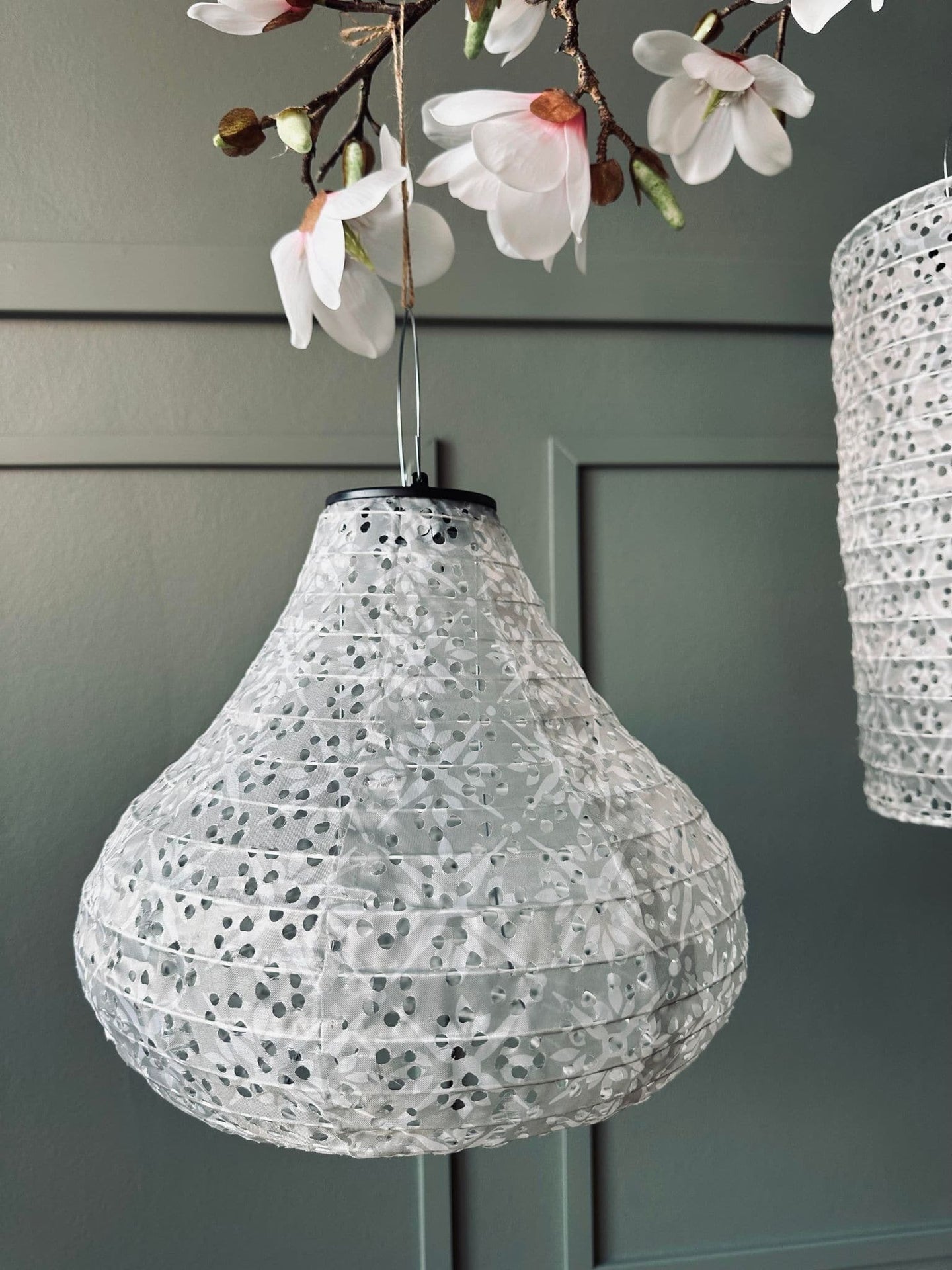 Lampe med solceller Pear – SUMMER WHITE - VIAMAJA.DK
