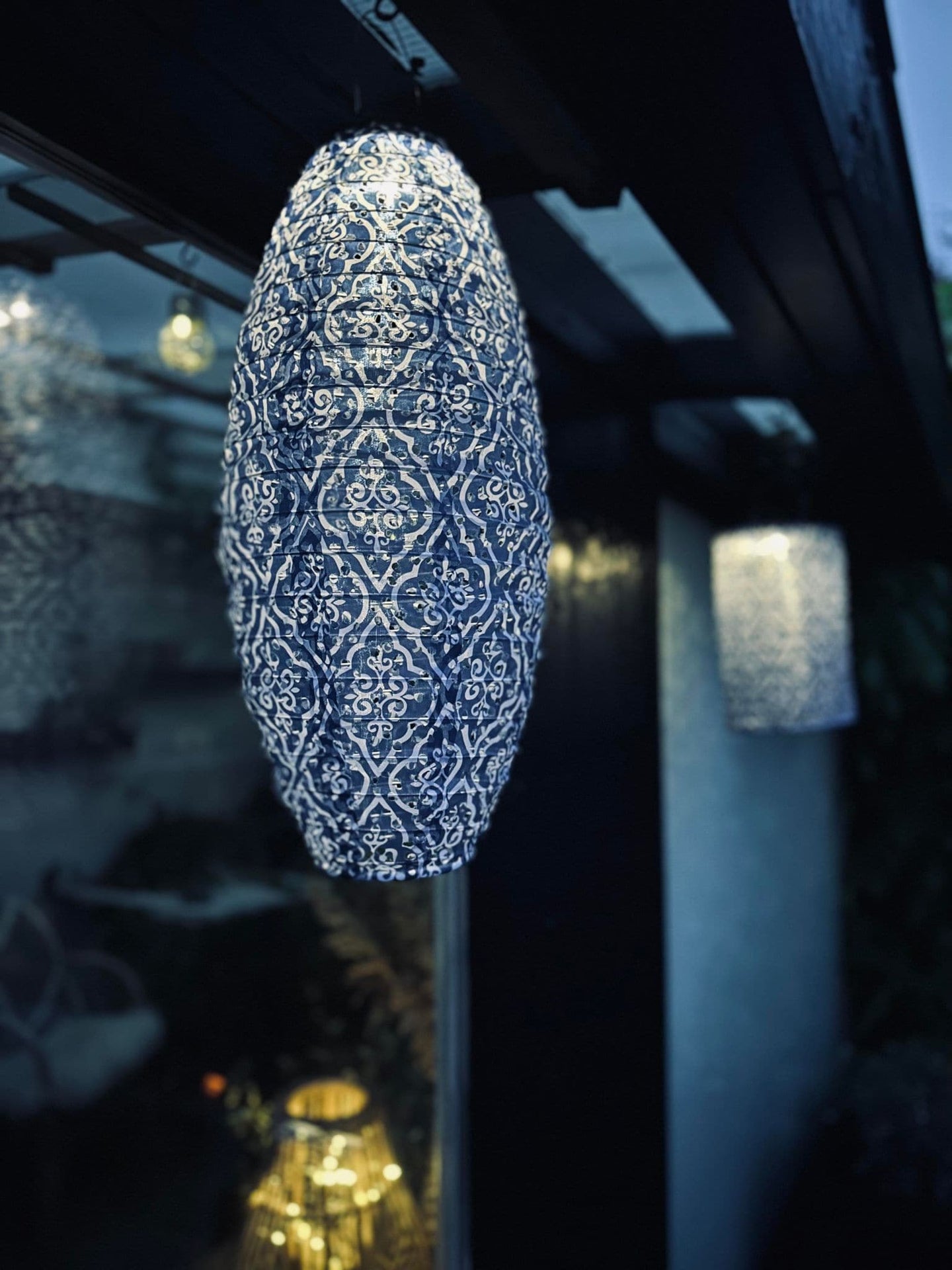 Lampe med solceller - SUMMER BLUE - VIAMAJA.DK