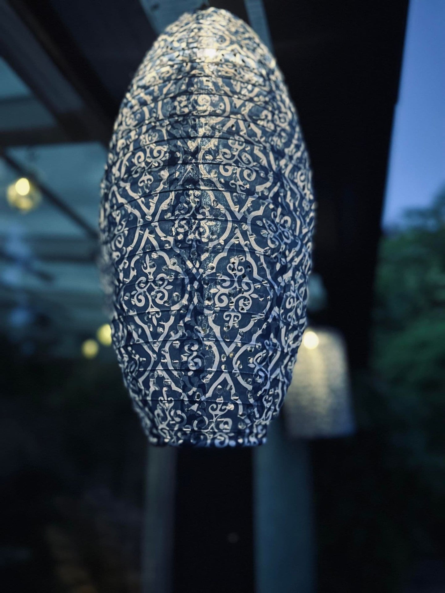 Lampe med solceller - SUMMER BLUE - VIAMAJA.DK