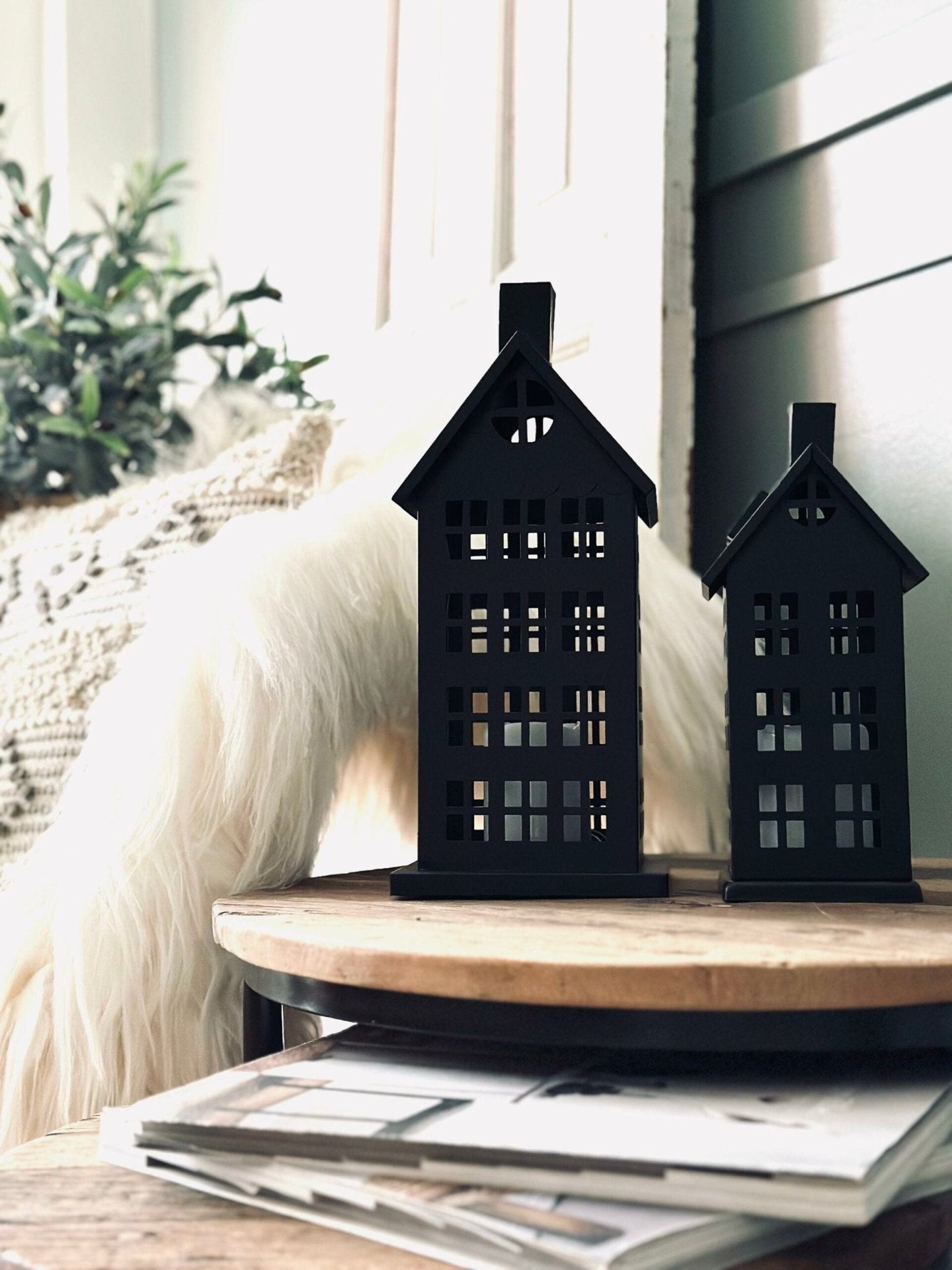 Lanterne hus m. Solceller – Stor - VIAMAJA.DK