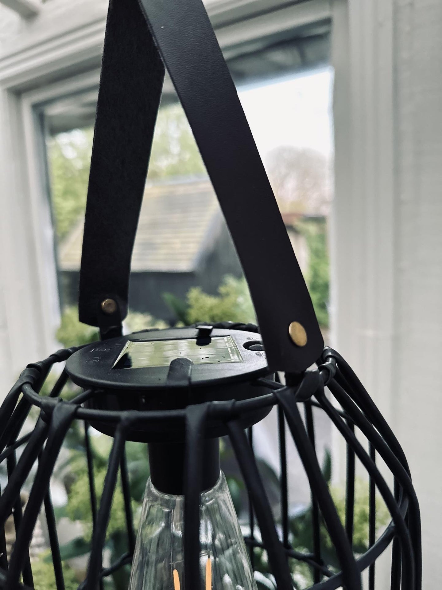 Lanterne med solceller – BIG BLACK - VIAMAJA.DK