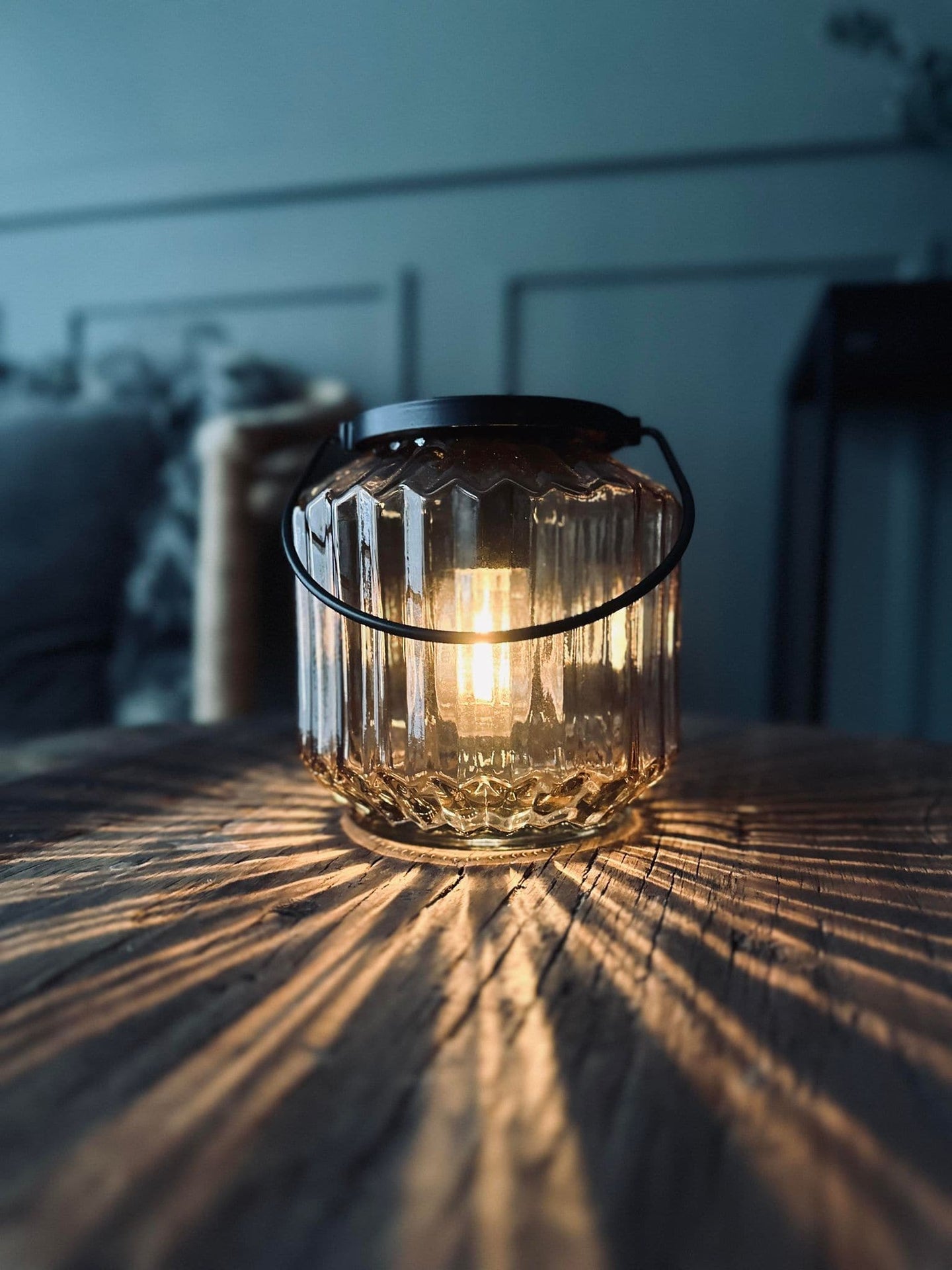Lanterne med solceller – Wilma Beige - VIAMAJA.DK