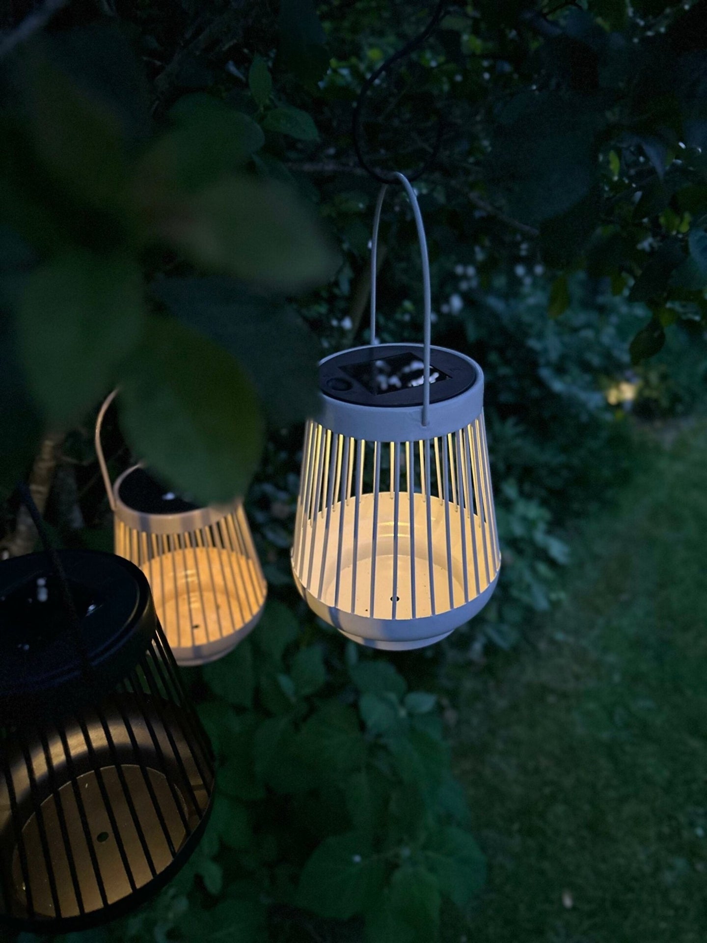 Lanterne ZANDA med solceller – Creme - VIAMAJA.DK