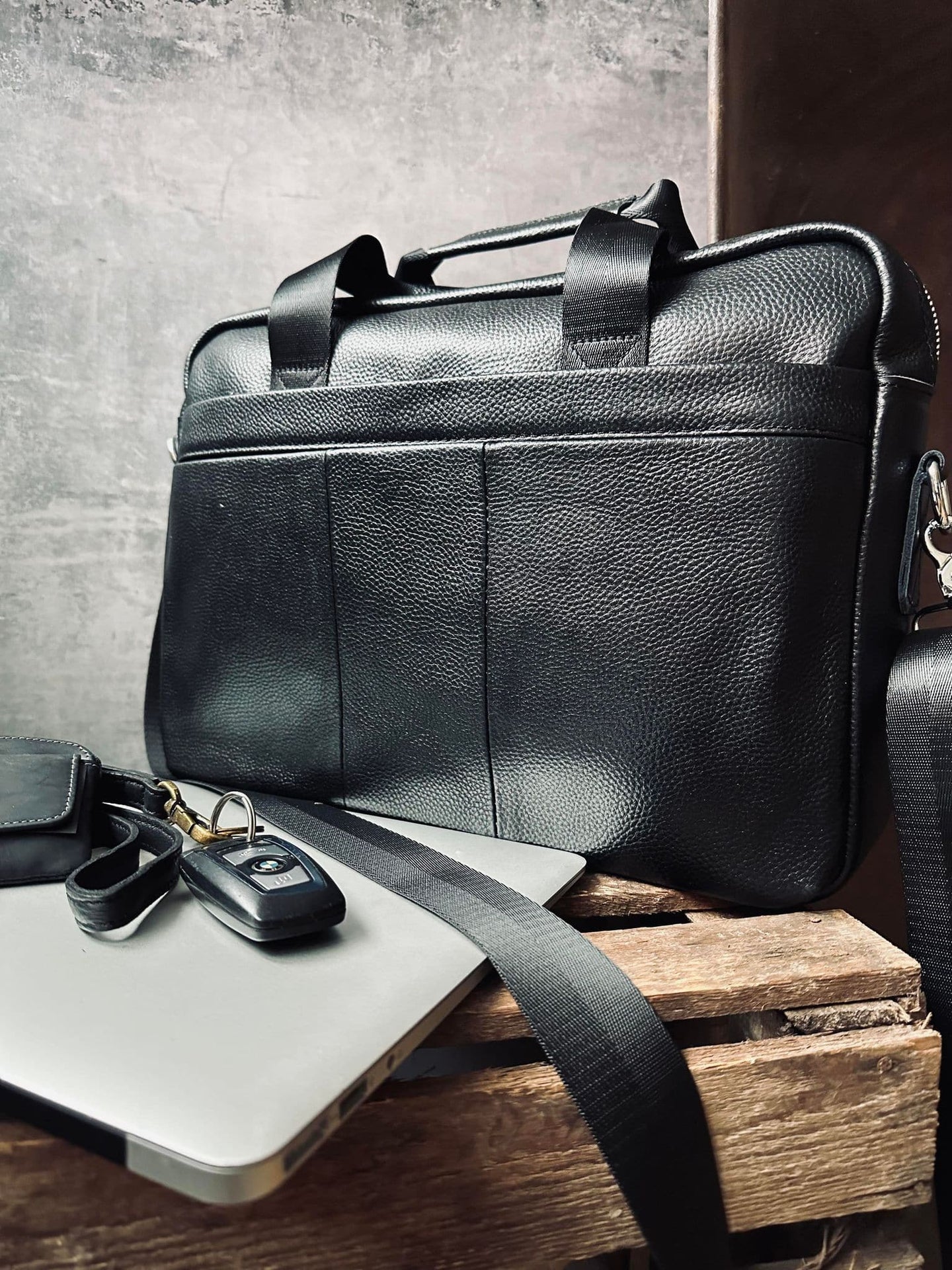 Laptop Rio Black leather - VIAMAJA.DK