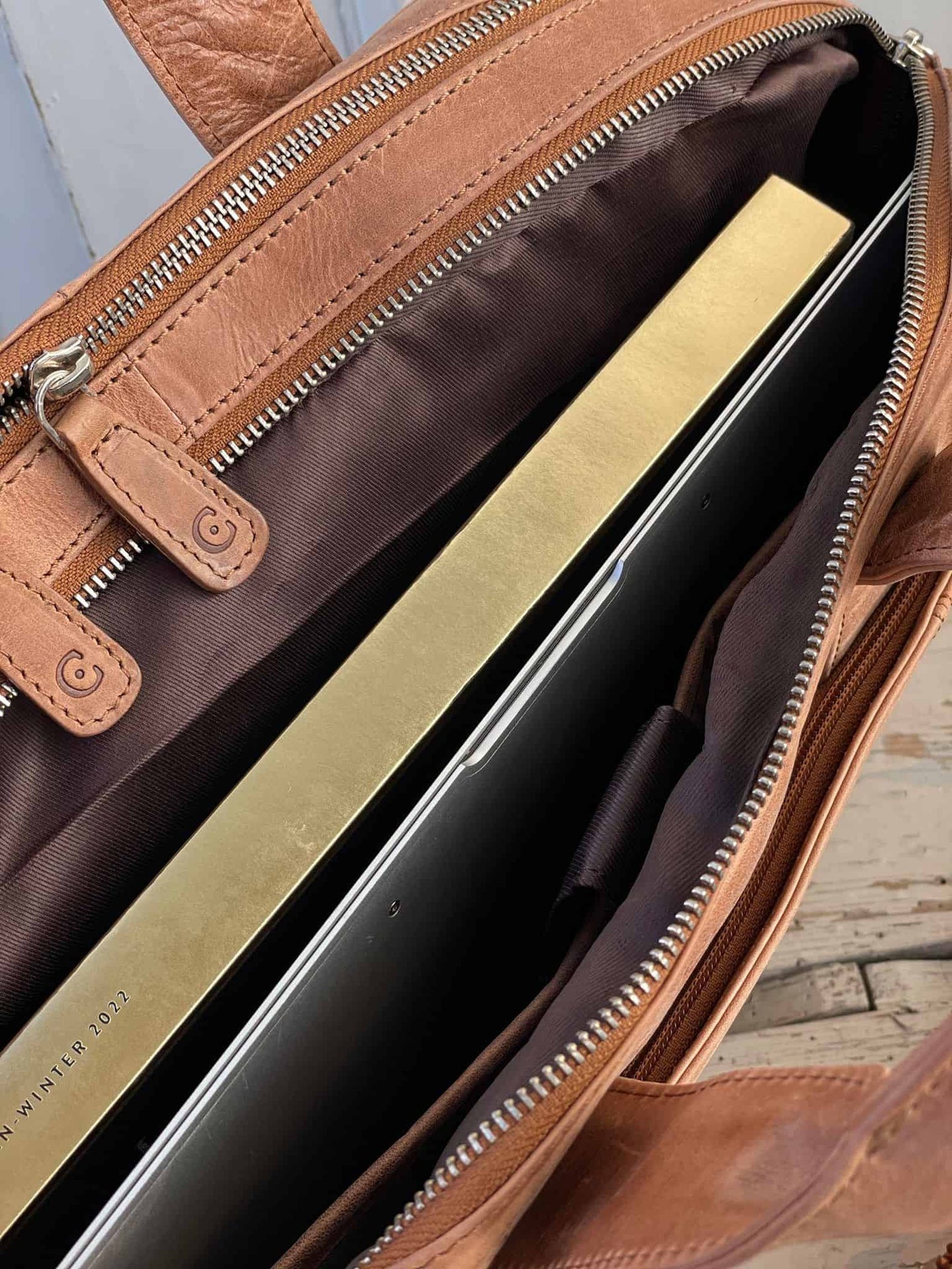 Laptop taske - MELLO Brown - VIAMAJA.DK
