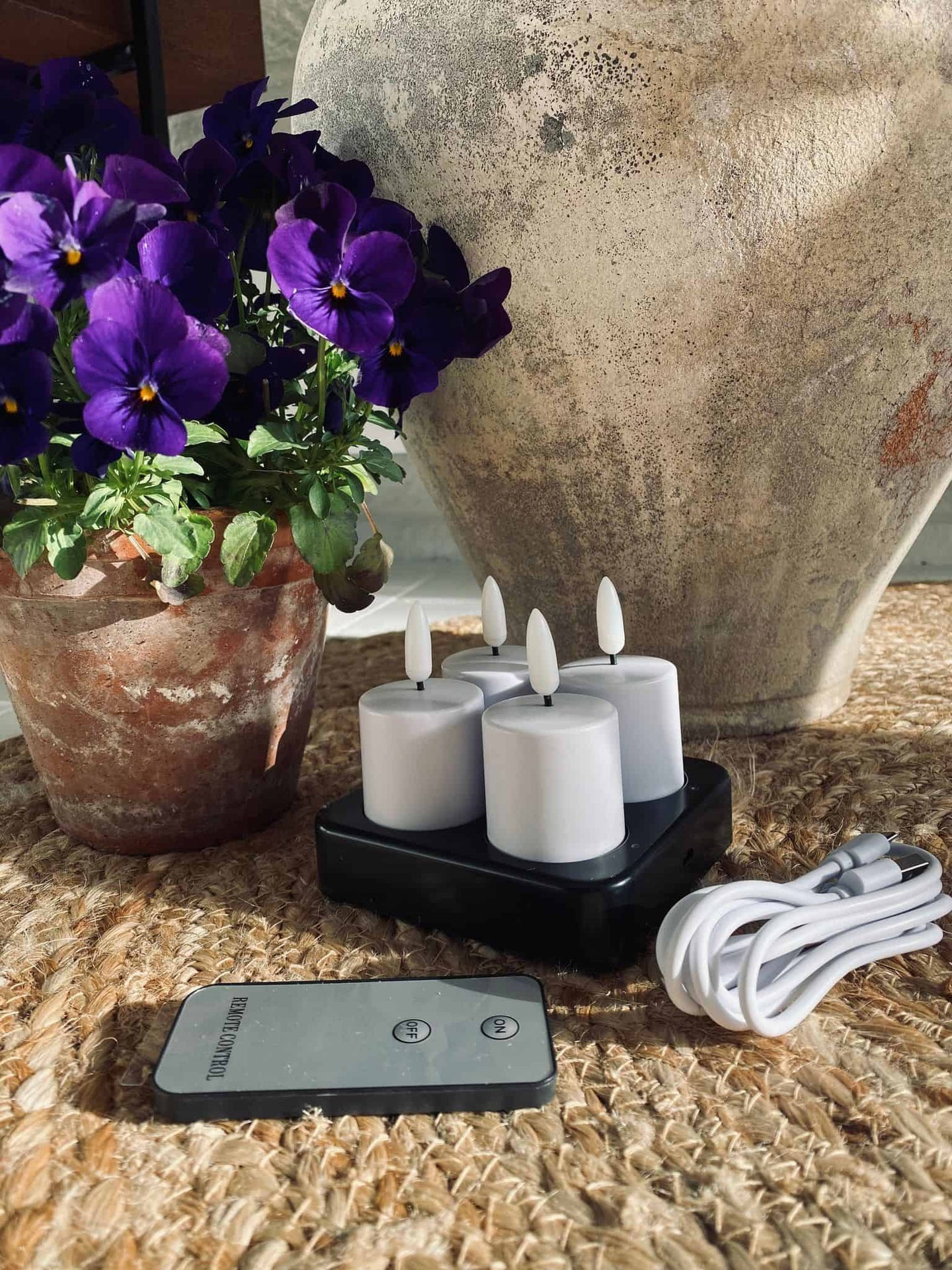 LED lys genopladelige - 4stk med oplader, USB , fjernbetjening - VIAMAJA.DK