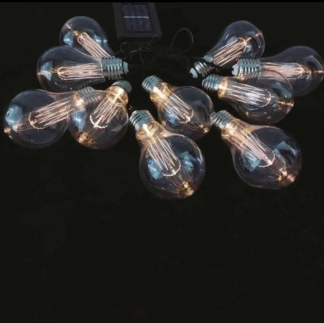 LED Lyskæde med solceller – Udendørs med 15 pærer - VIAMAJA.DK