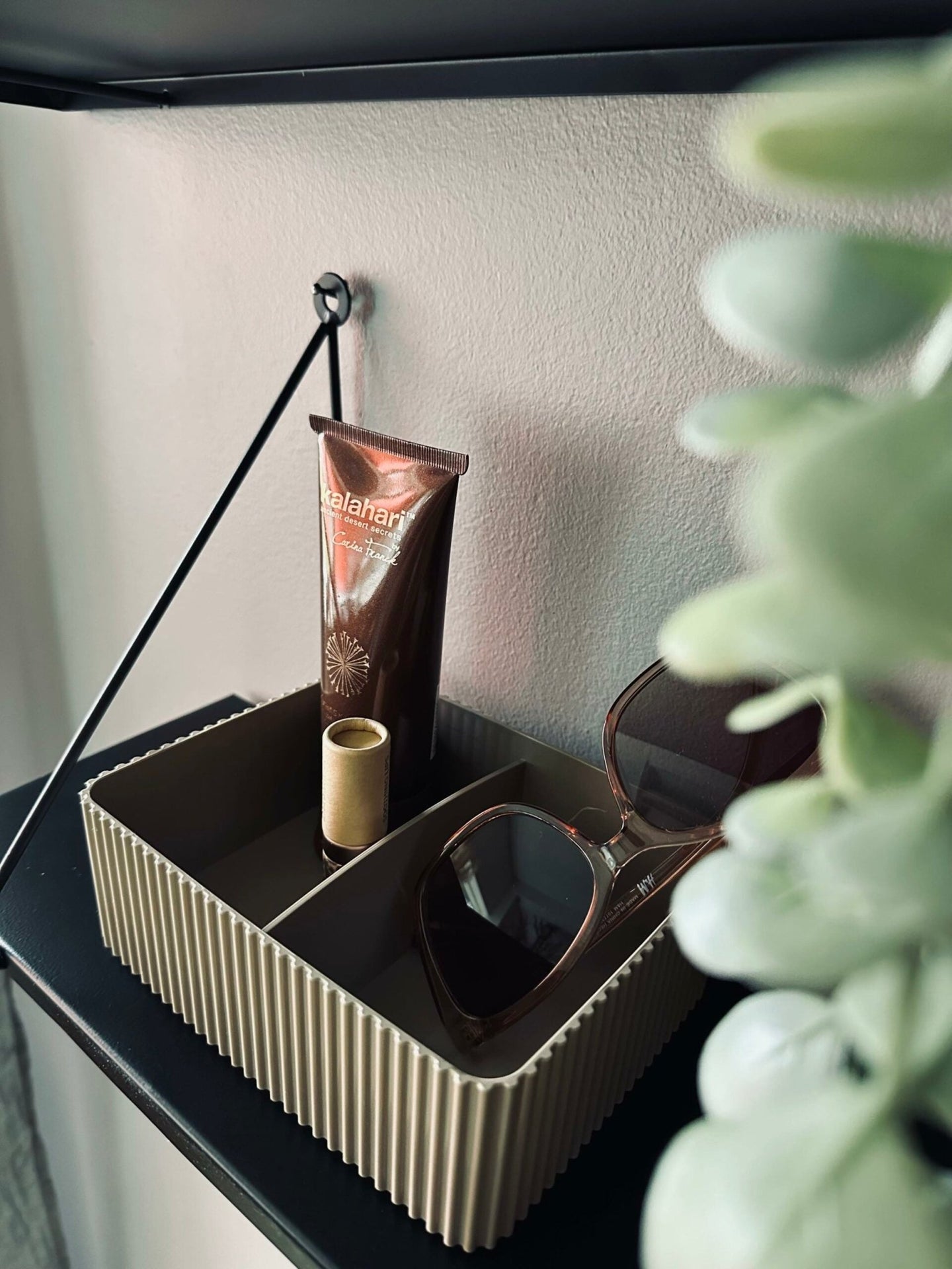 Makeup organiser med opdeling – Taupe - VIAMAJA.DK