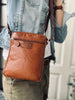 Handytasche / Crossover – Cognac Daily