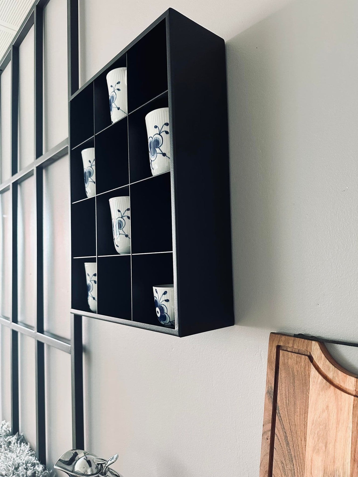 Mugshelf m. 12 rum - VIAMAJA.DK