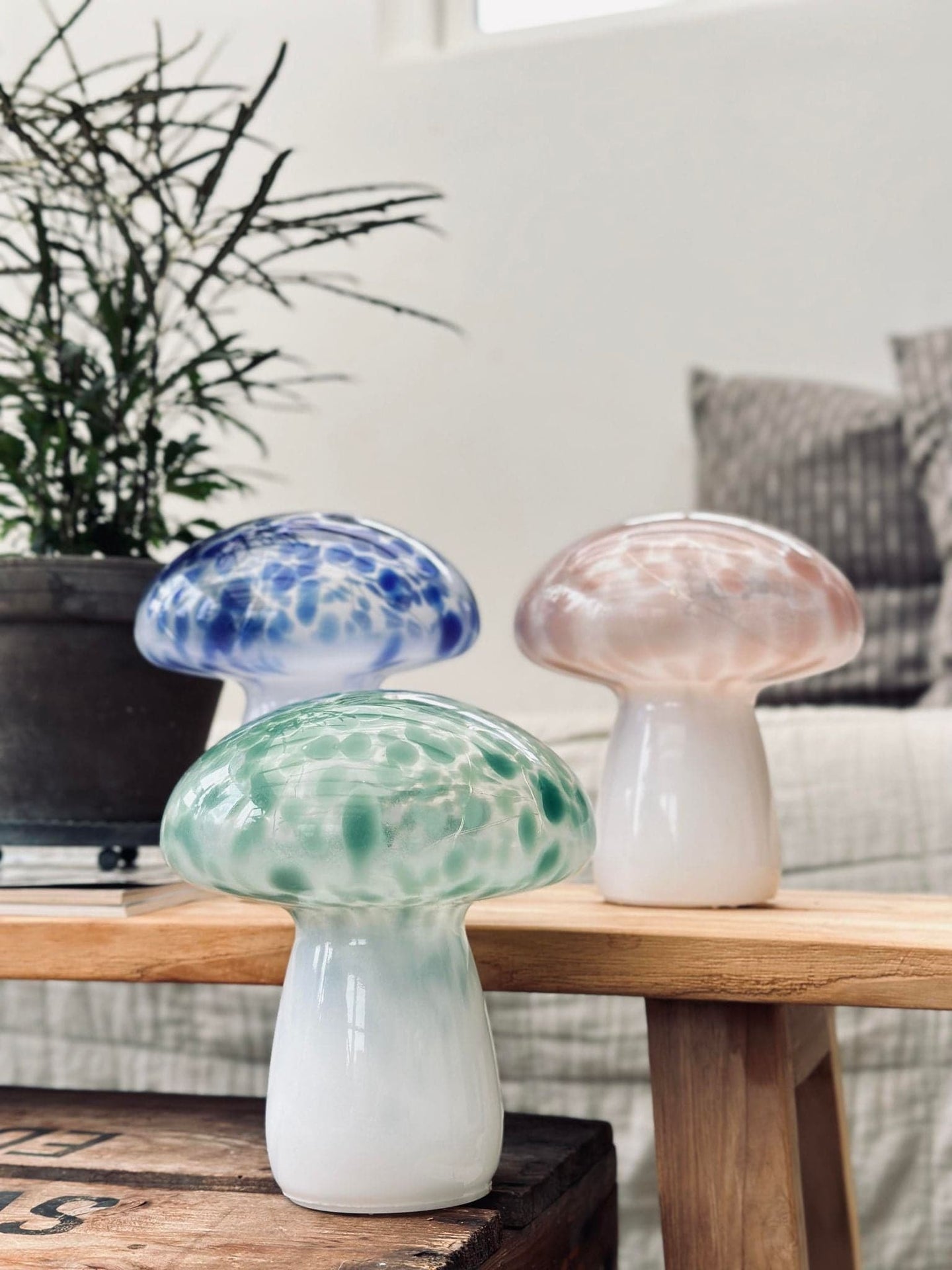 MUSHROOM Lampe m. LED – Grøn mundblæst glas - VIAMAJA.DK