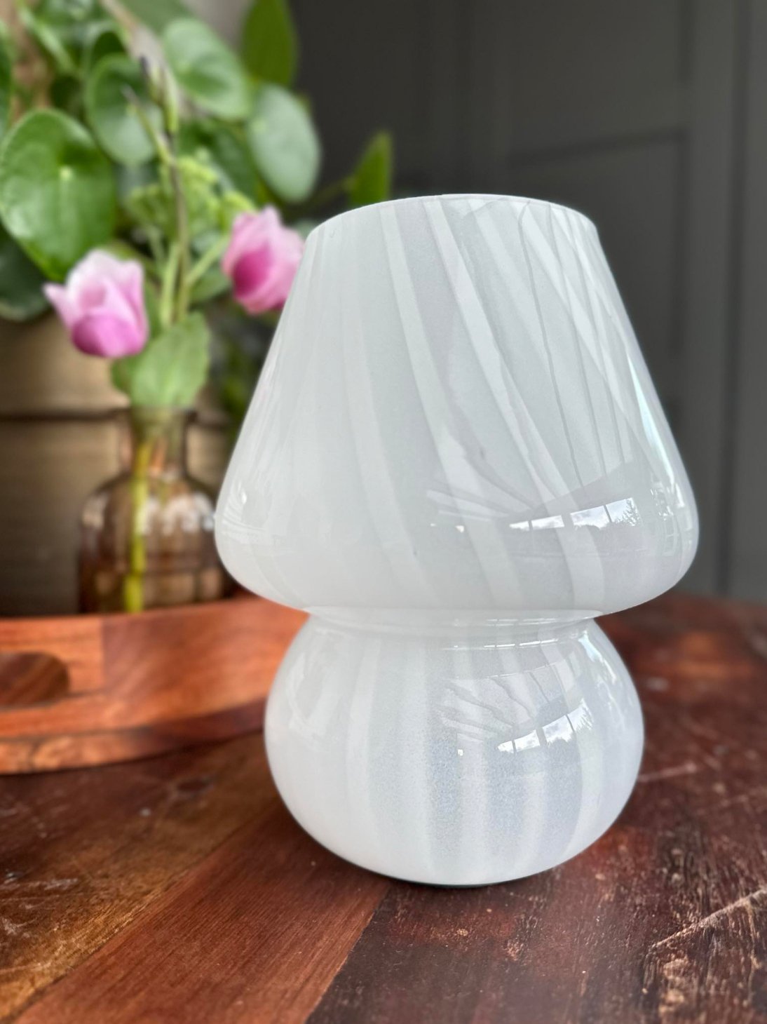 Mushroom Small – Hvid mundblæst glas - VIAMAJA.DK