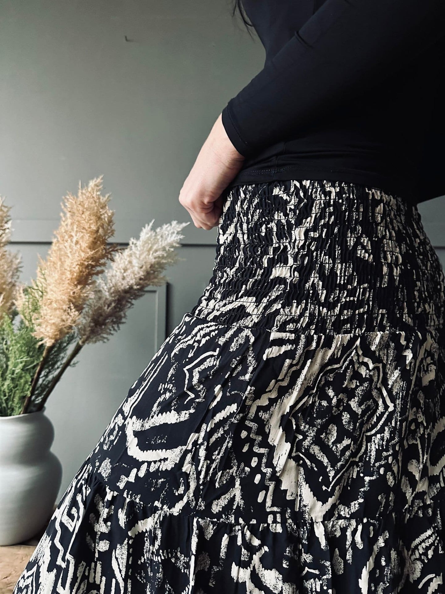 Nederdel Boho Inka black - VIAMAJA.DK