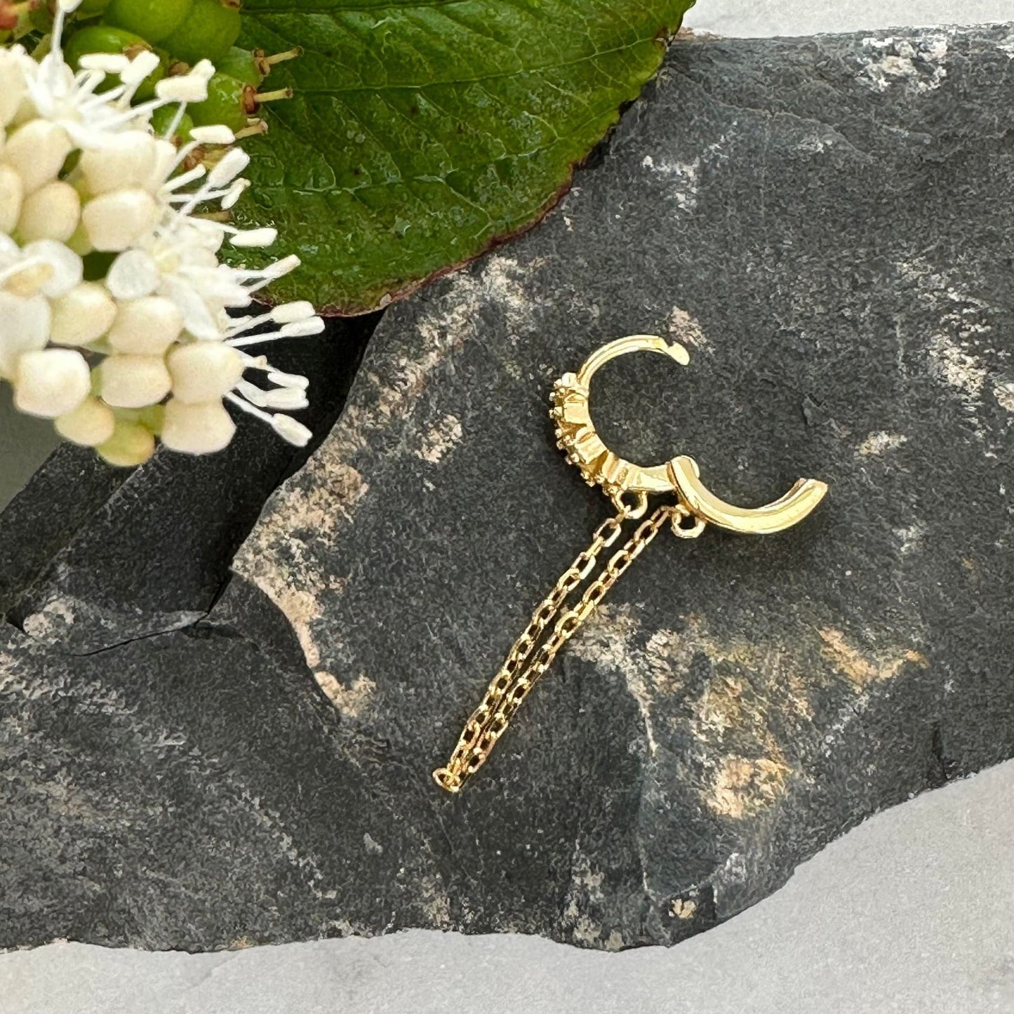 Ørering Single Dahlia 18K forgyldt - 1 stk - VIAMAJA.DK