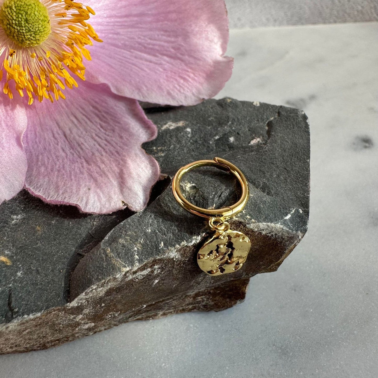 Ørering Single Nellie 18K forgyldt - 1 stk - VIAMAJA.DK