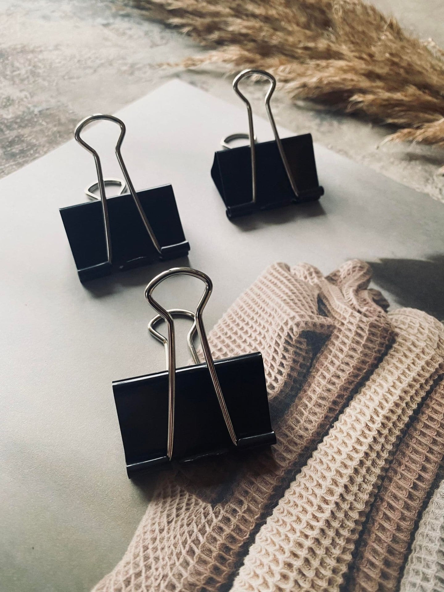 Pakke med 3 store klemmer - Sort / metal - VIAMAJA.DK