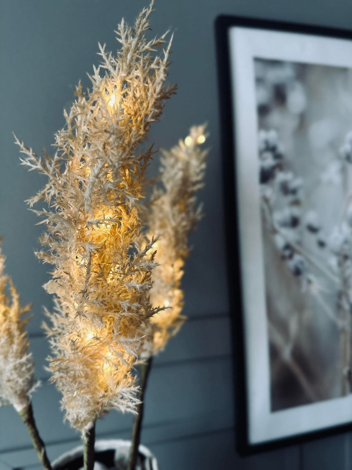 Pampas med LED lys og timerfunktion - VIAMAJA.DK