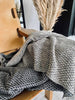 Plaid aus 100% recycelter Baumwolle – Anthrazit