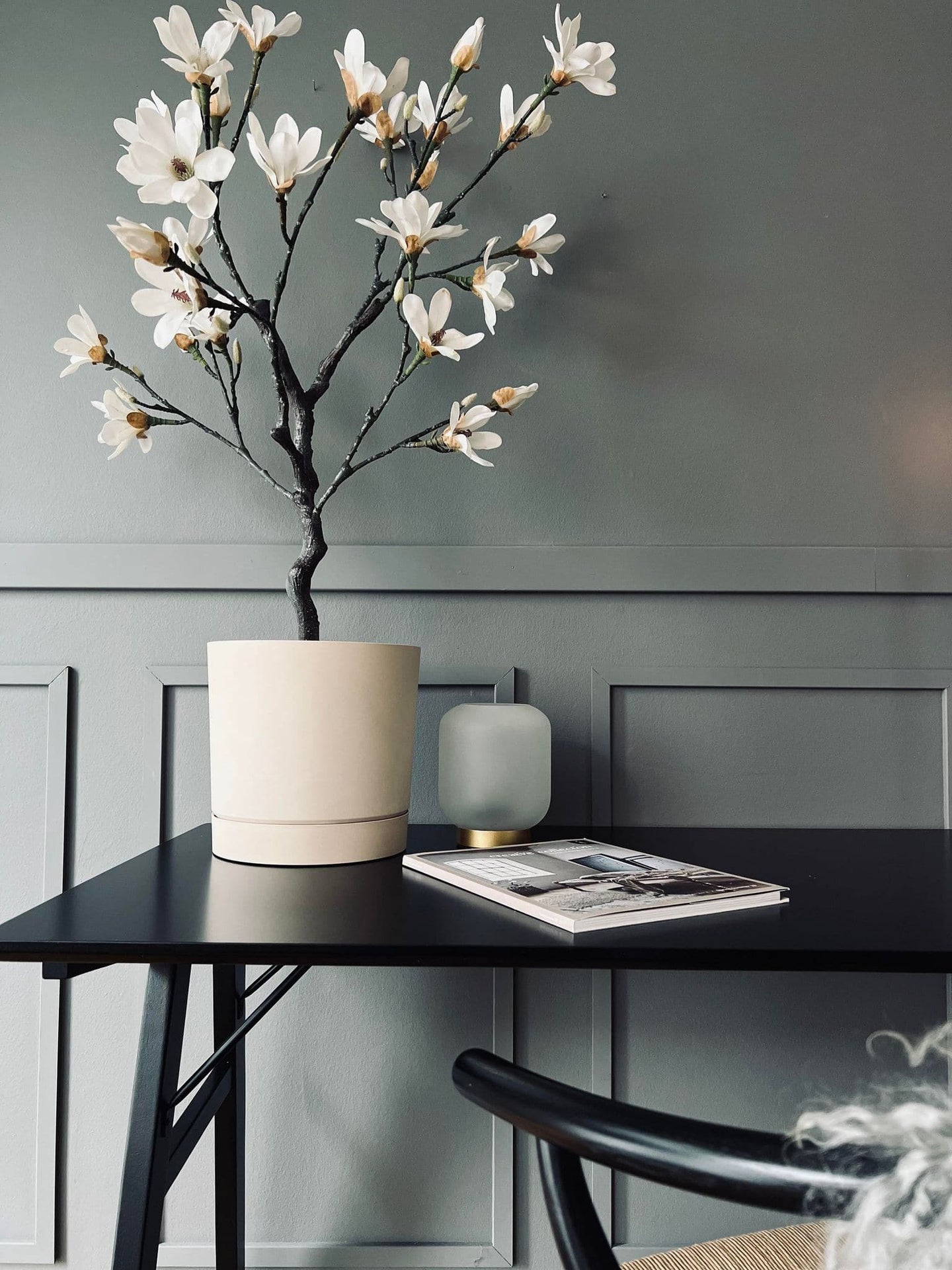Potte i beton look - Vandingssystem i bunden - Beige - VIAMAJA.DK
