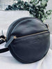 Runde Schultertasche, Schwarz