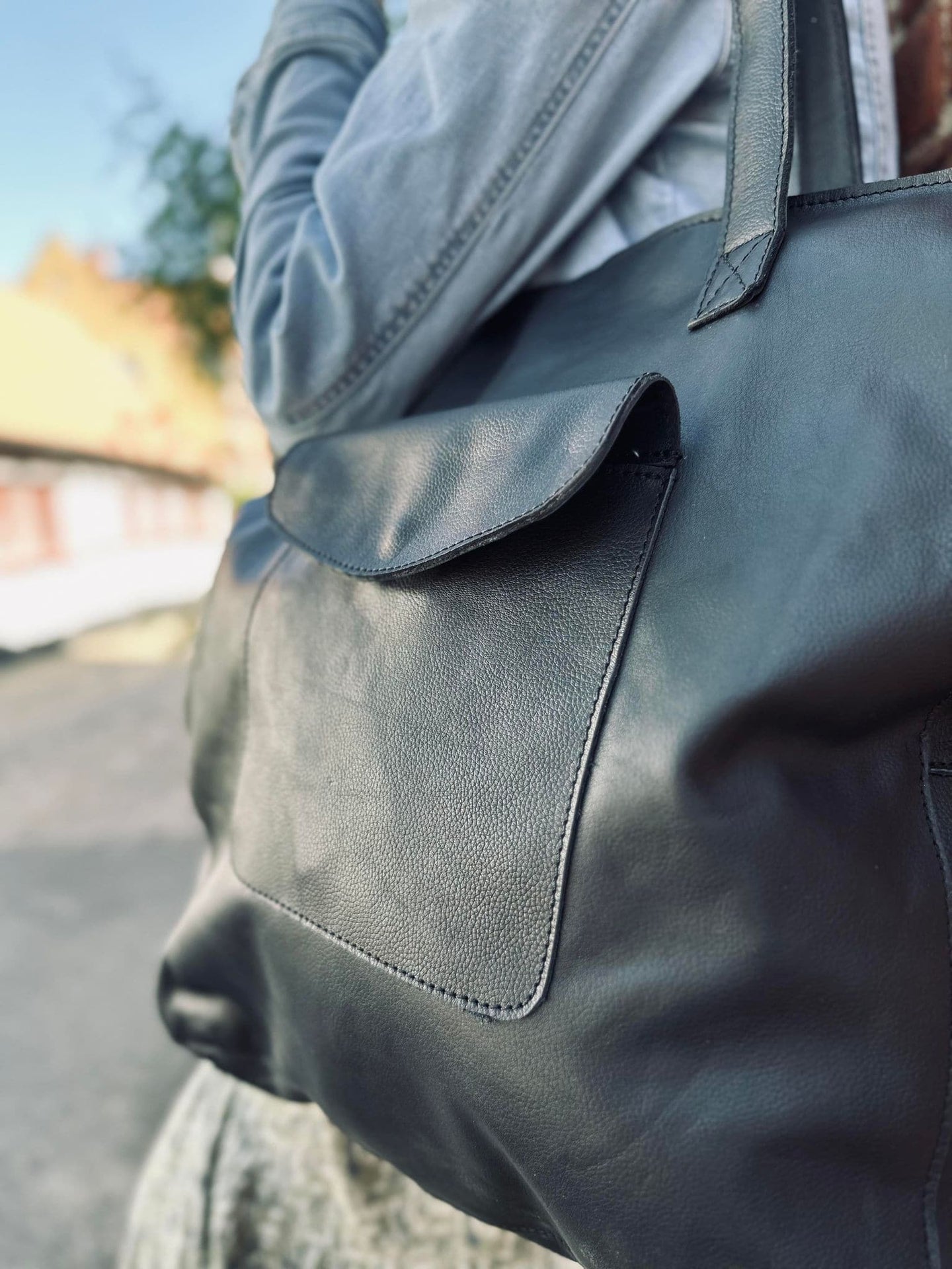 Shopper BIG BUFFALO - Sort bøffellæder - VIAMAJA.DK