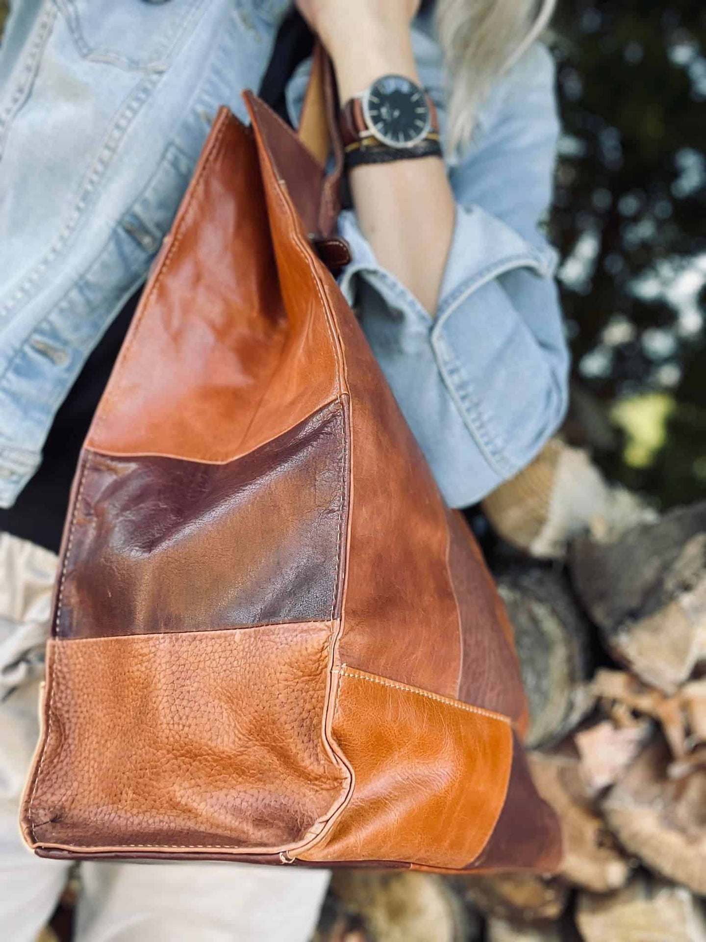 Shopper i kraftig recycling læder - Cognac - VIAMAJA.DK