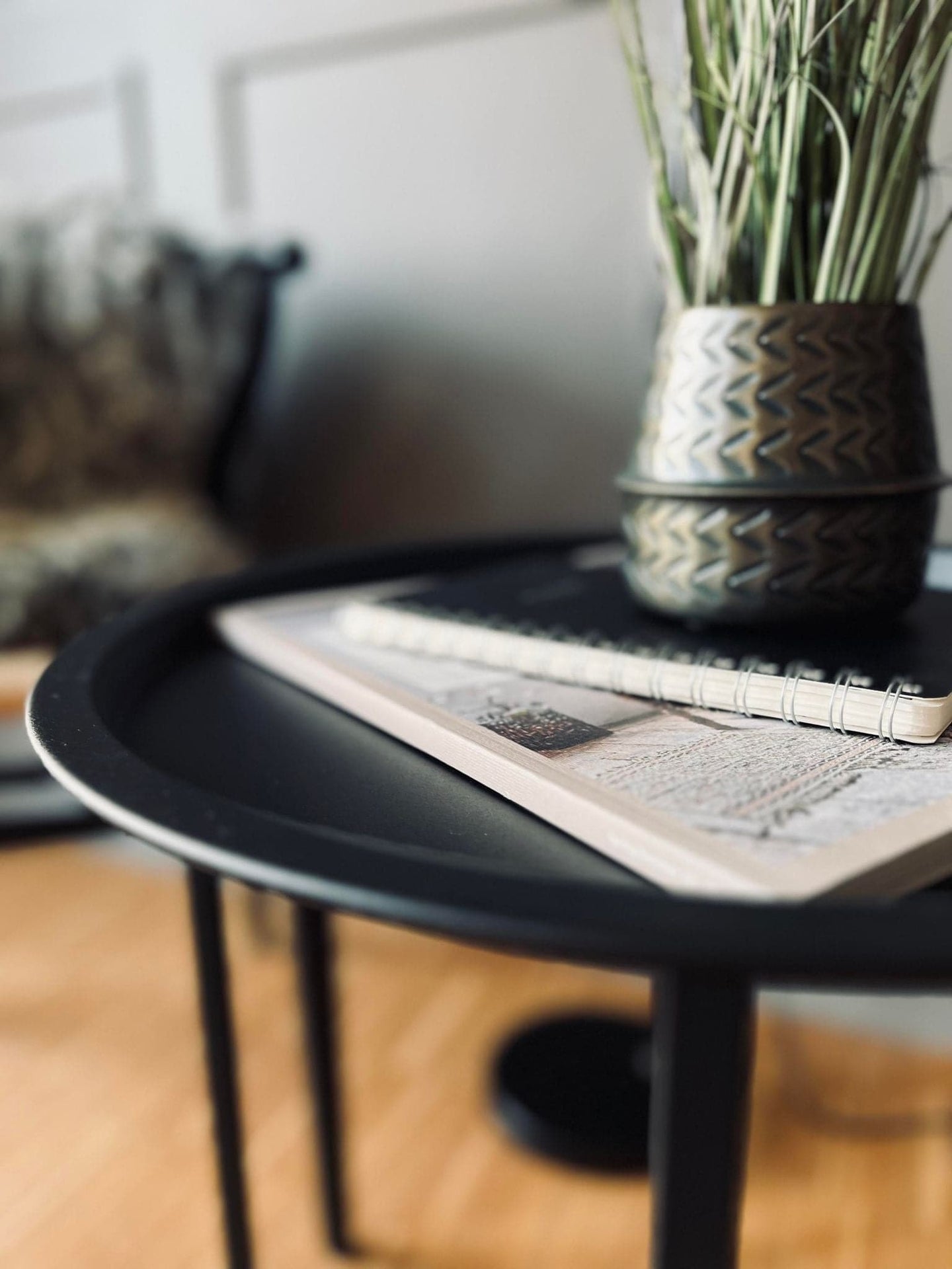 Sidebord - Mat sort metal - VIAMAJA.DK