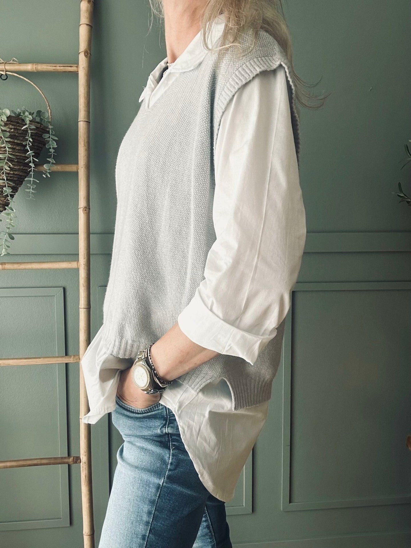 Skjorte med vest – Onesize Norah grey - VIAMAJA.DK