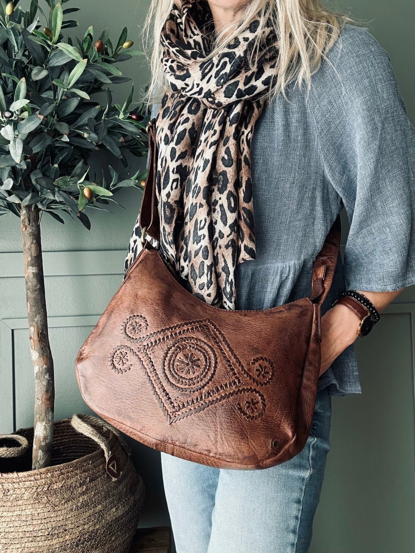 Skuldertaske Boho brandy - VIAMAJA