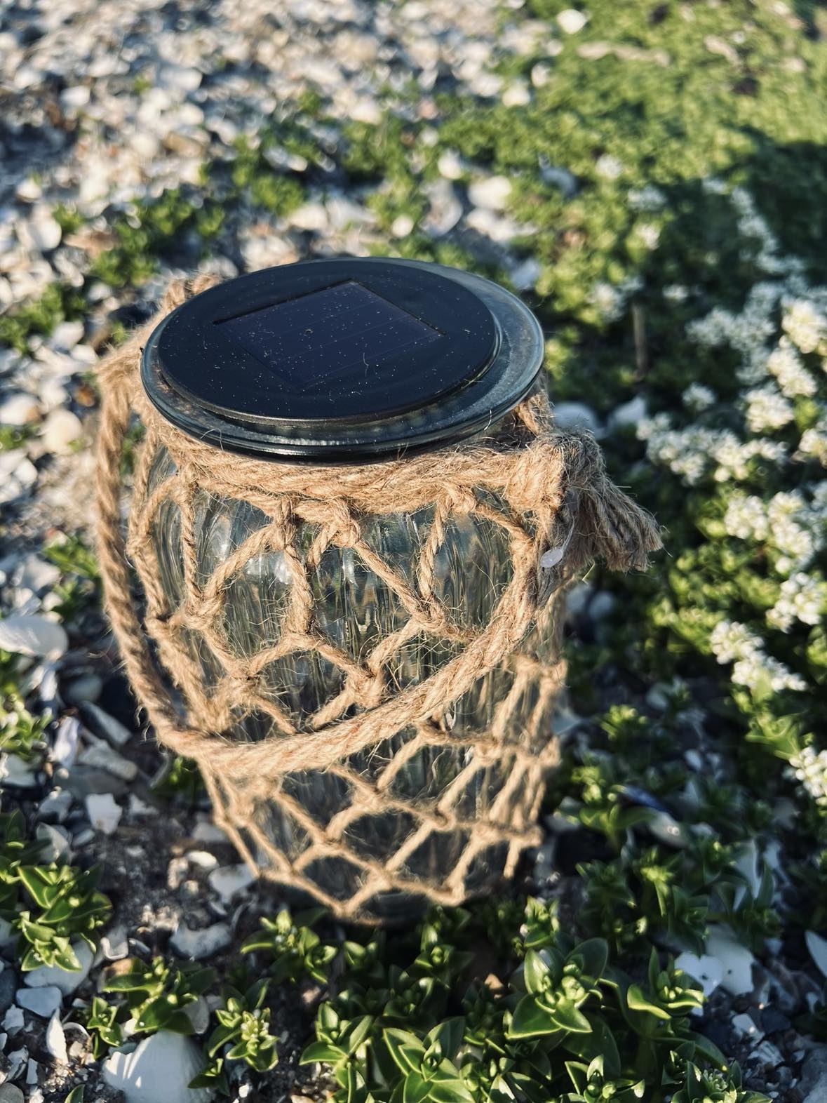 Solcelle lanterne - Glas og jute - VIAMAJA.DK
