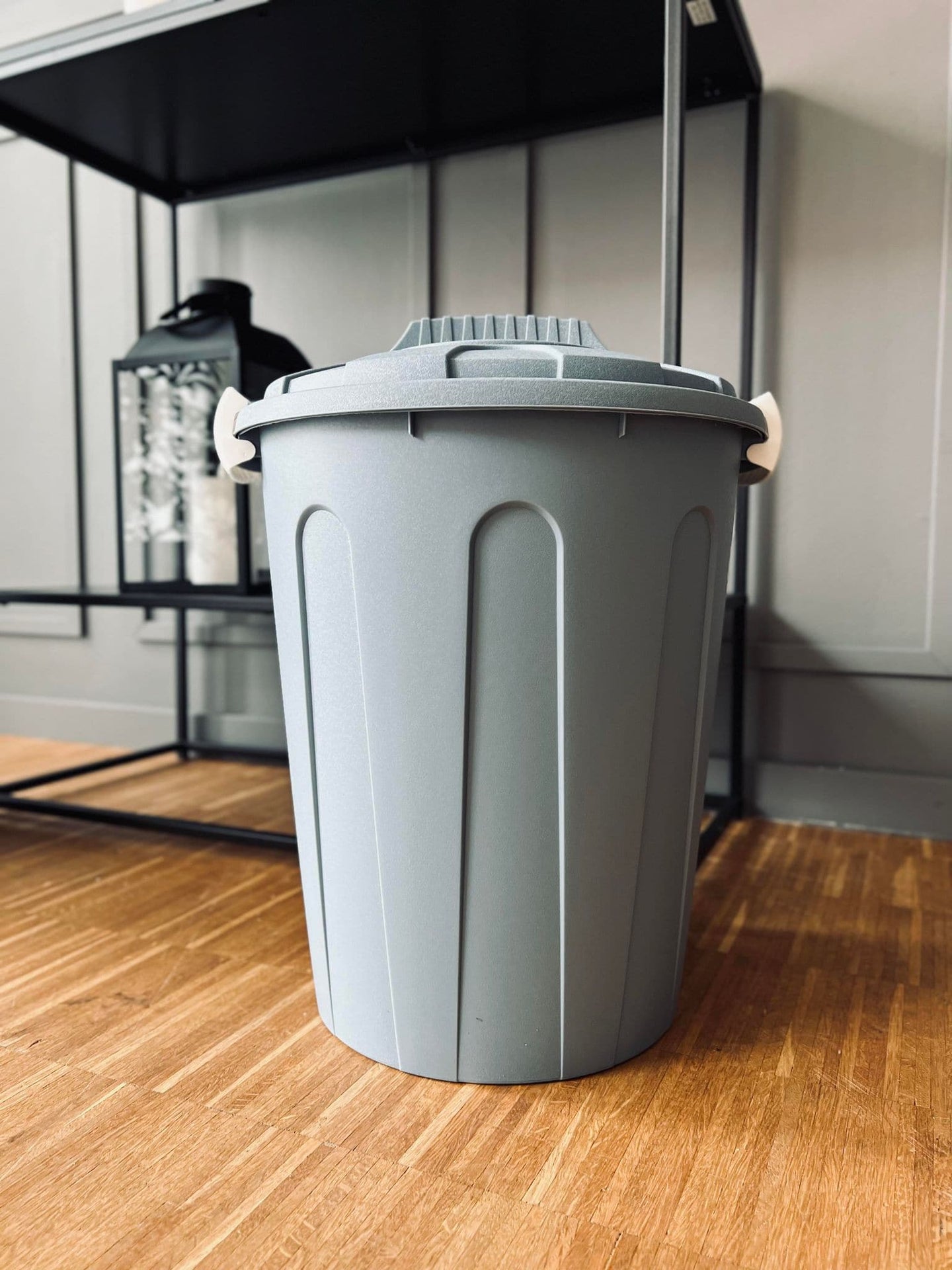 Spand med låg til opbevaring - Dusty blue - VIAMAJA.DK