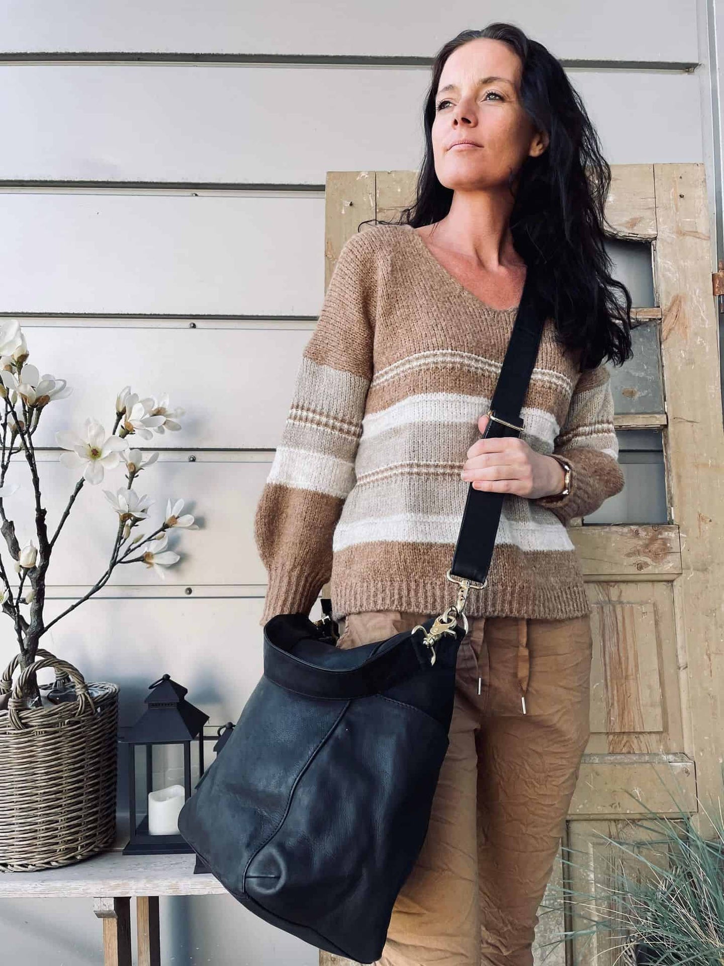 Stor lædertaske i blød kvalitet - ELLA - VIAMAJA.DK