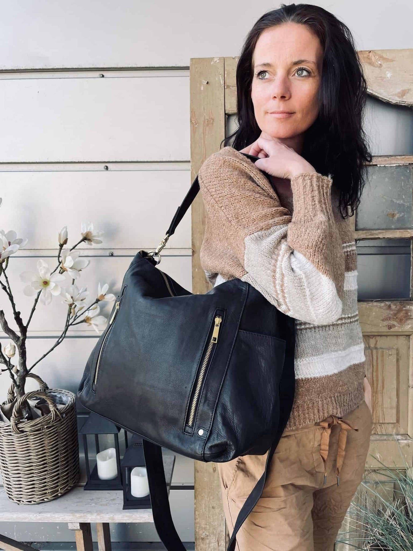 Stor lædertaske i blød kvalitet - ELLA - VIAMAJA.DK