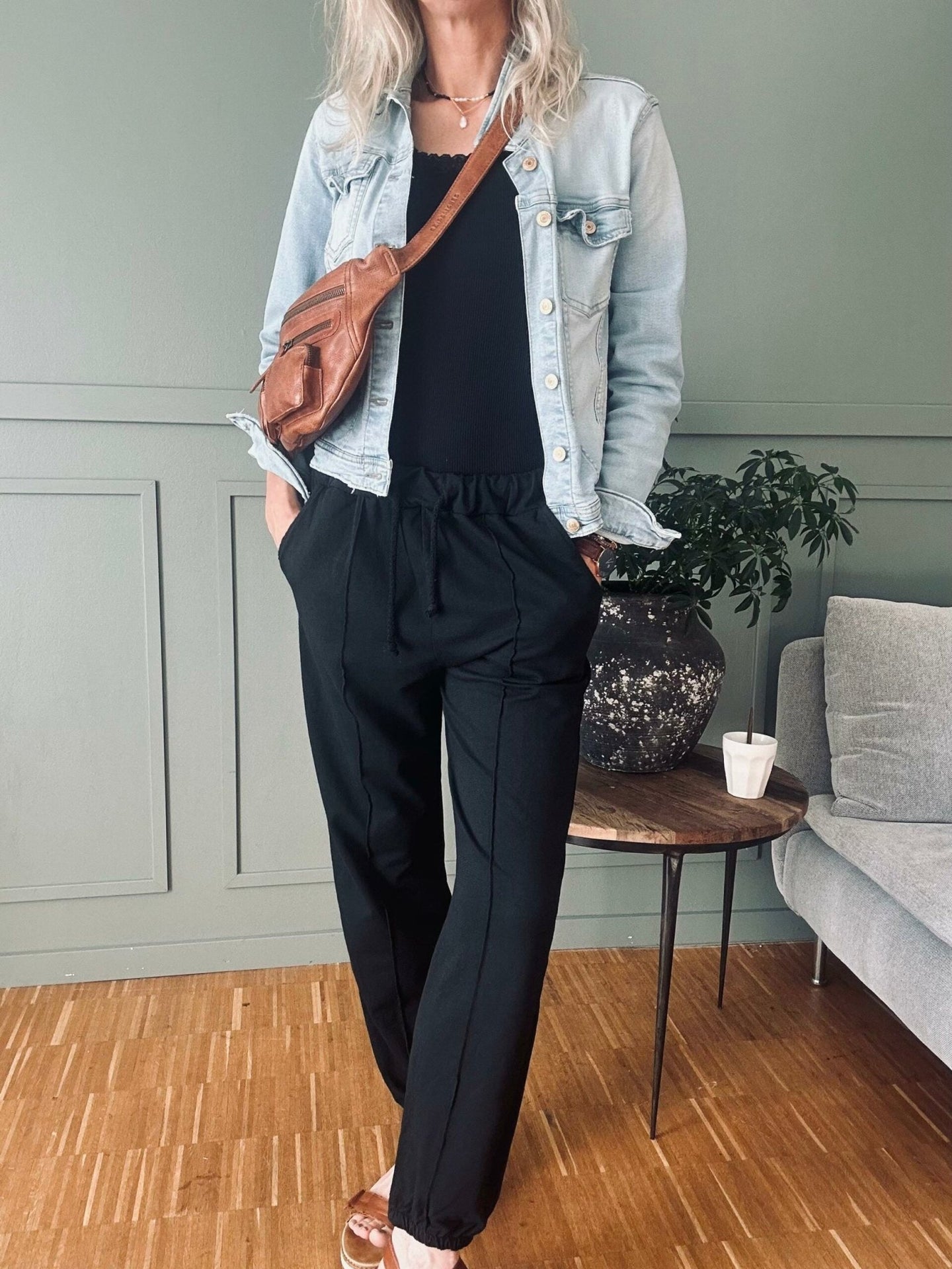 Sweatpants Mary Black - VIAMAJA.DK