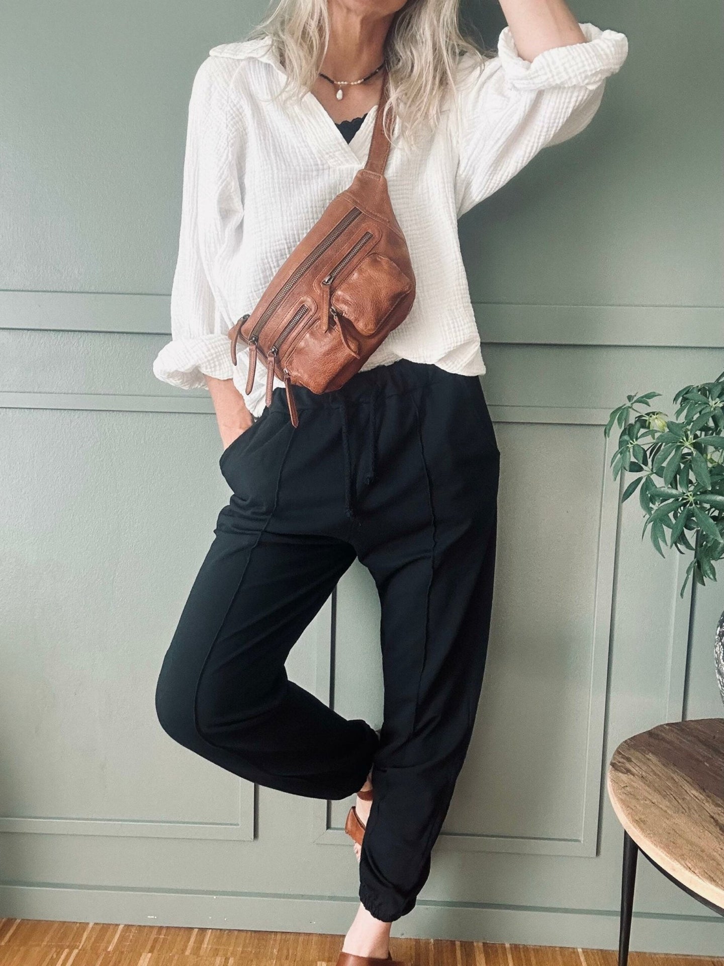 Sweatpants Mary Black - VIAMAJA.DK