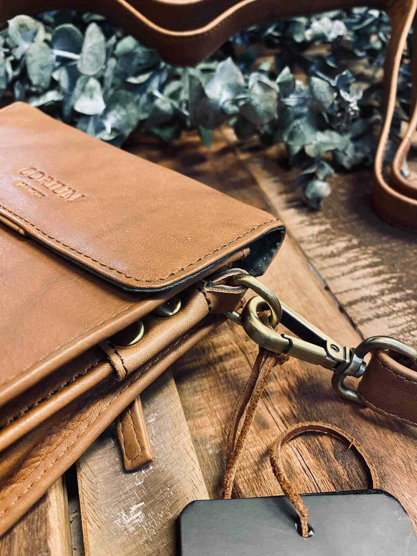 Taske – crossbody MILLE Cognac skind - VIAMAJA.DK