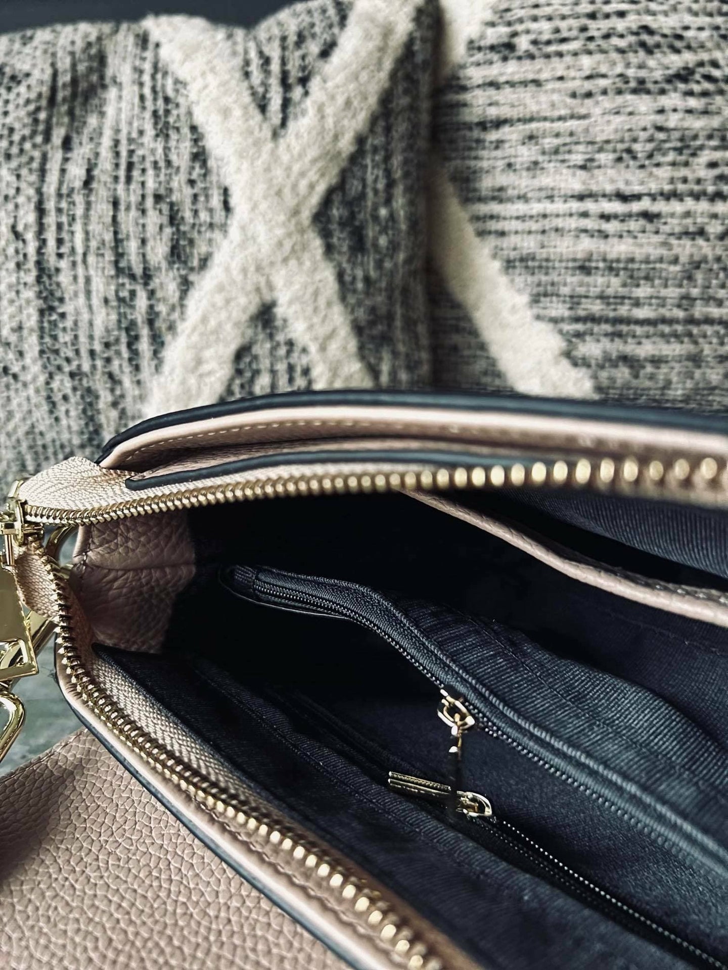 Taske NIMA med lux rem - Beige læder - VIAMAJA.DK