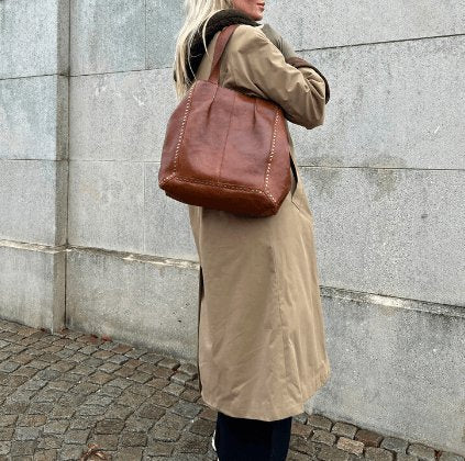 Taske Raw Vintage cognac - VIAMAJA.DK