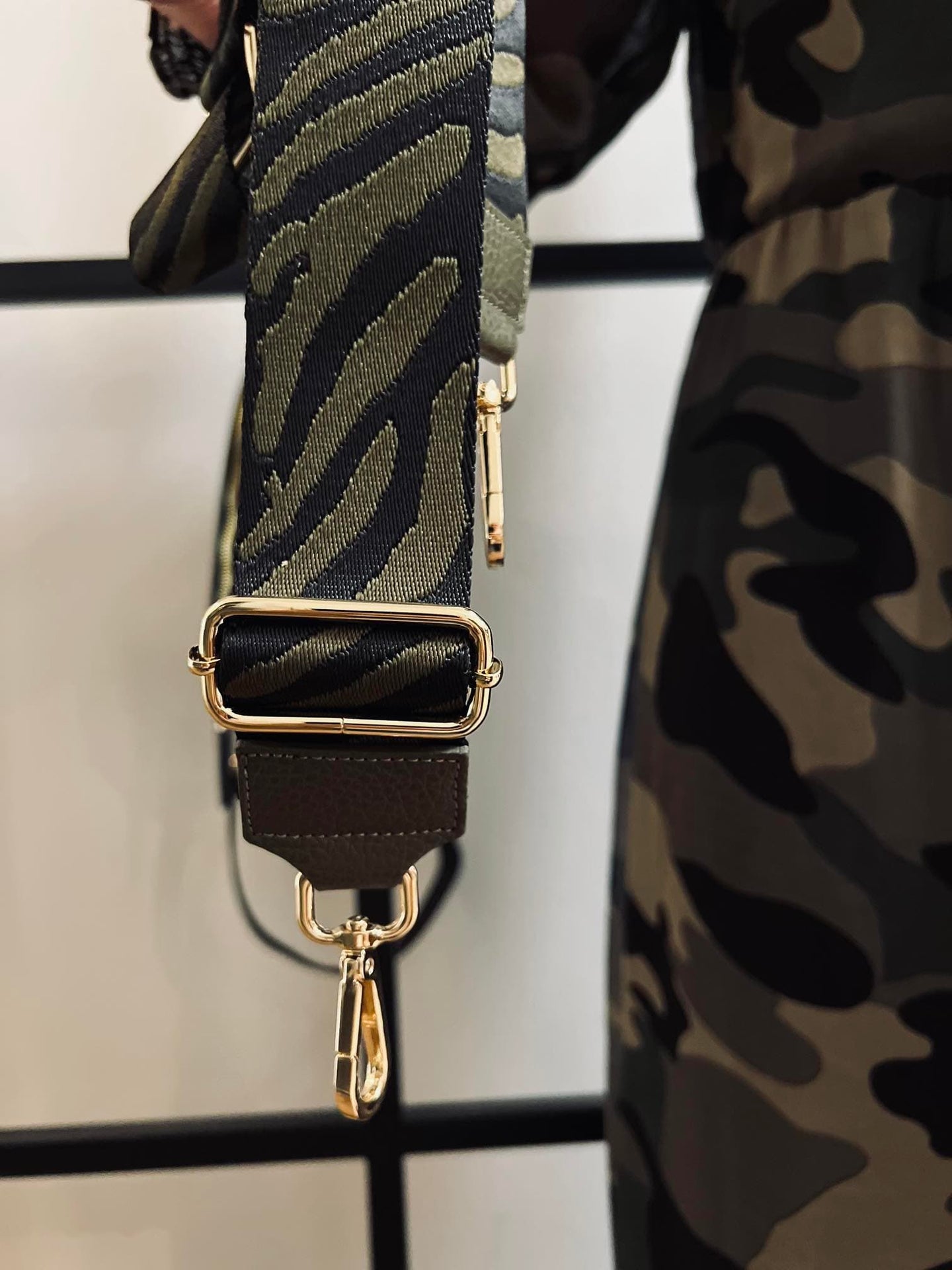 Taskerem - Army / Gold - VIAMAJA.DK