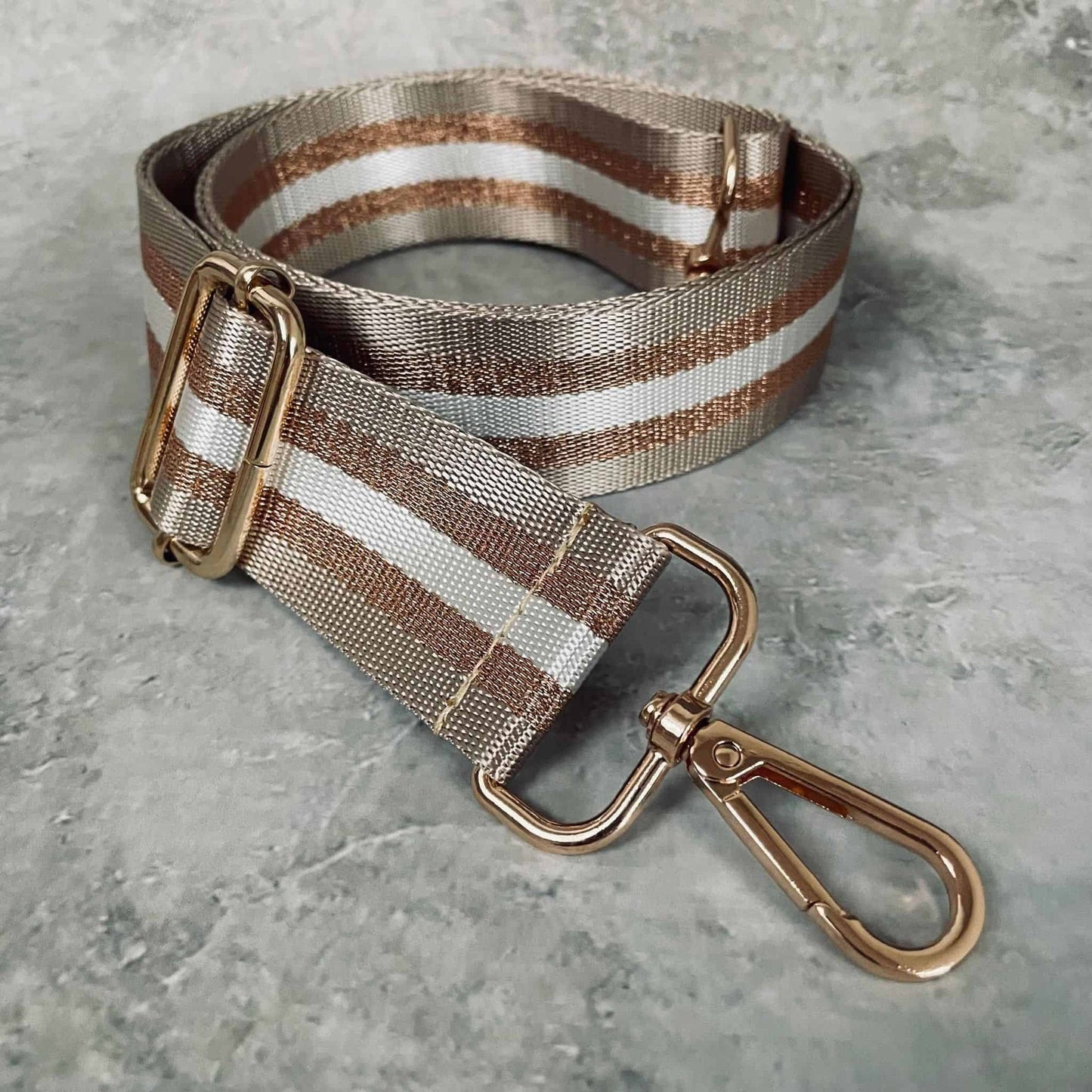Taskerem – Bred Latt4 - VIAMAJA.DK