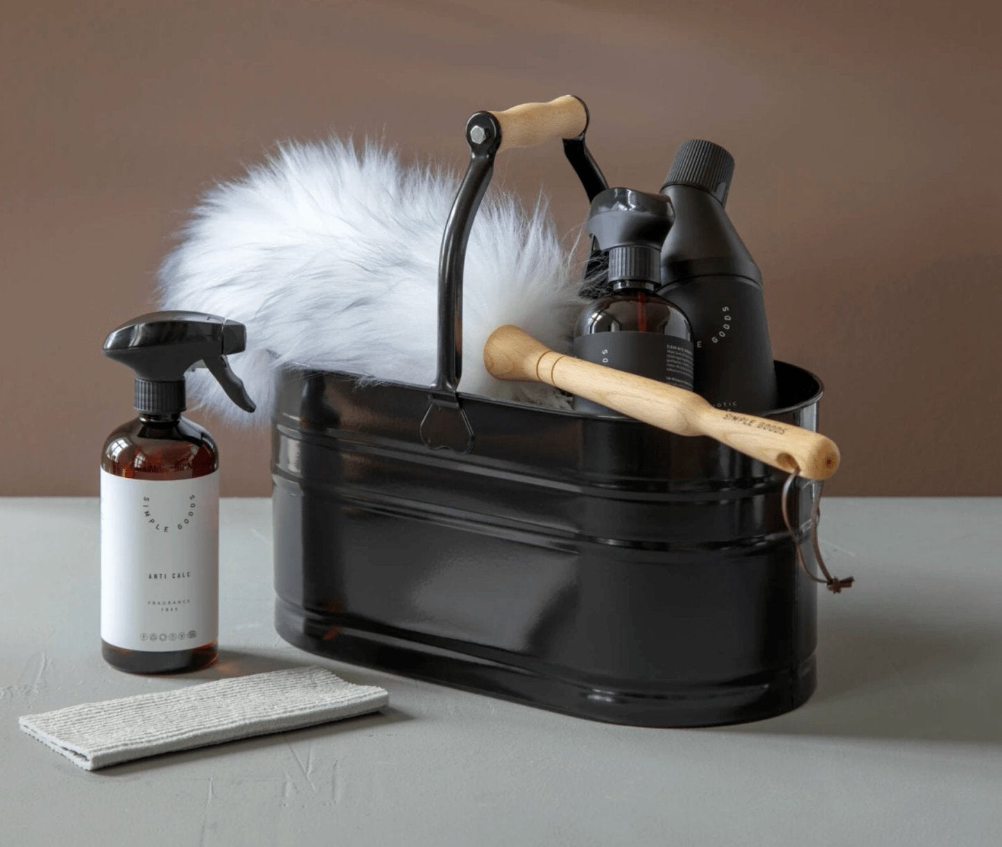 Toiletrens Lemongrass/Black Currant 750 ml – Simple Goods - VIAMAJA.DK