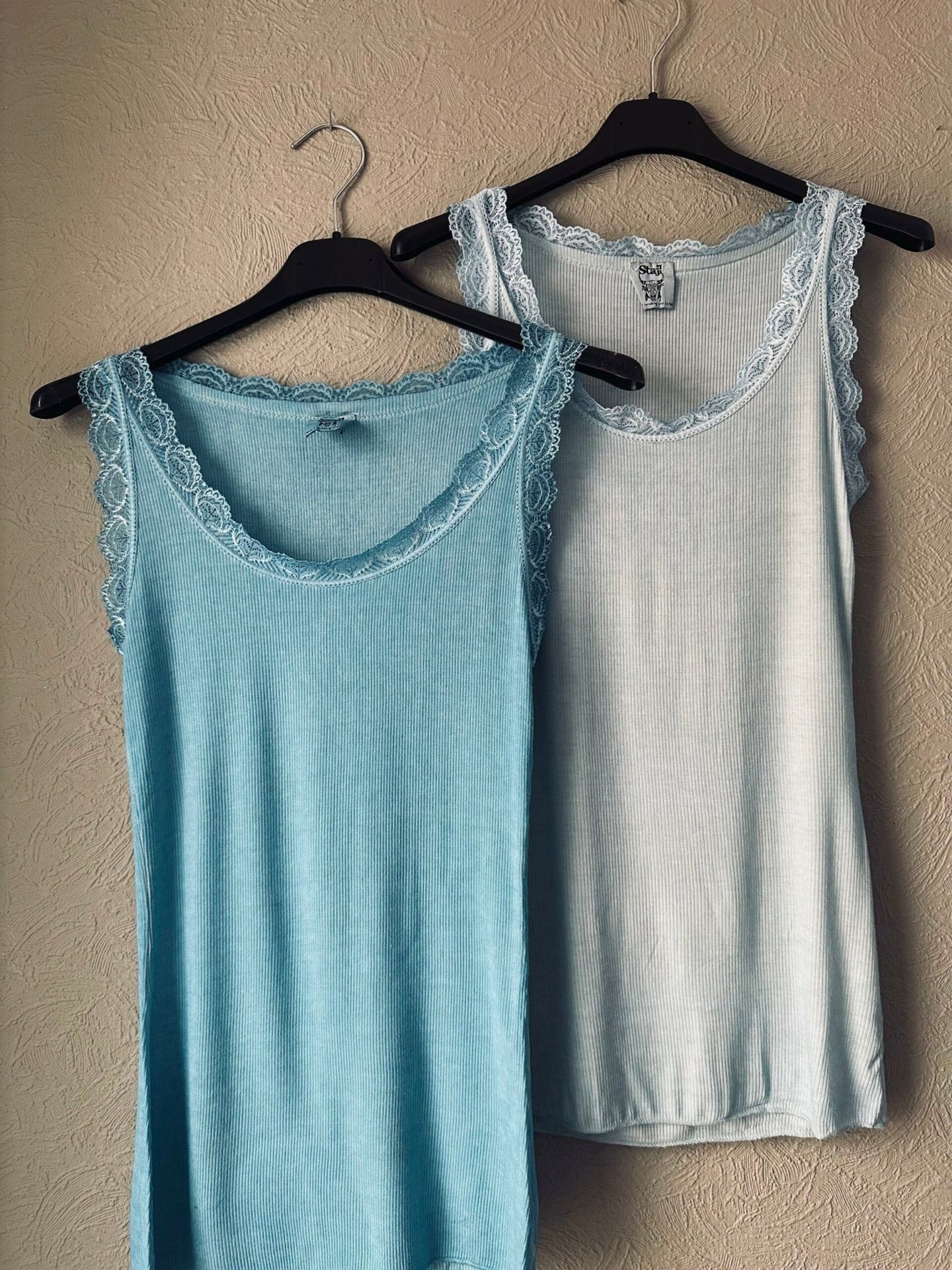 Top med blonde - Daily Turkis blue - VIAMAJA.DK