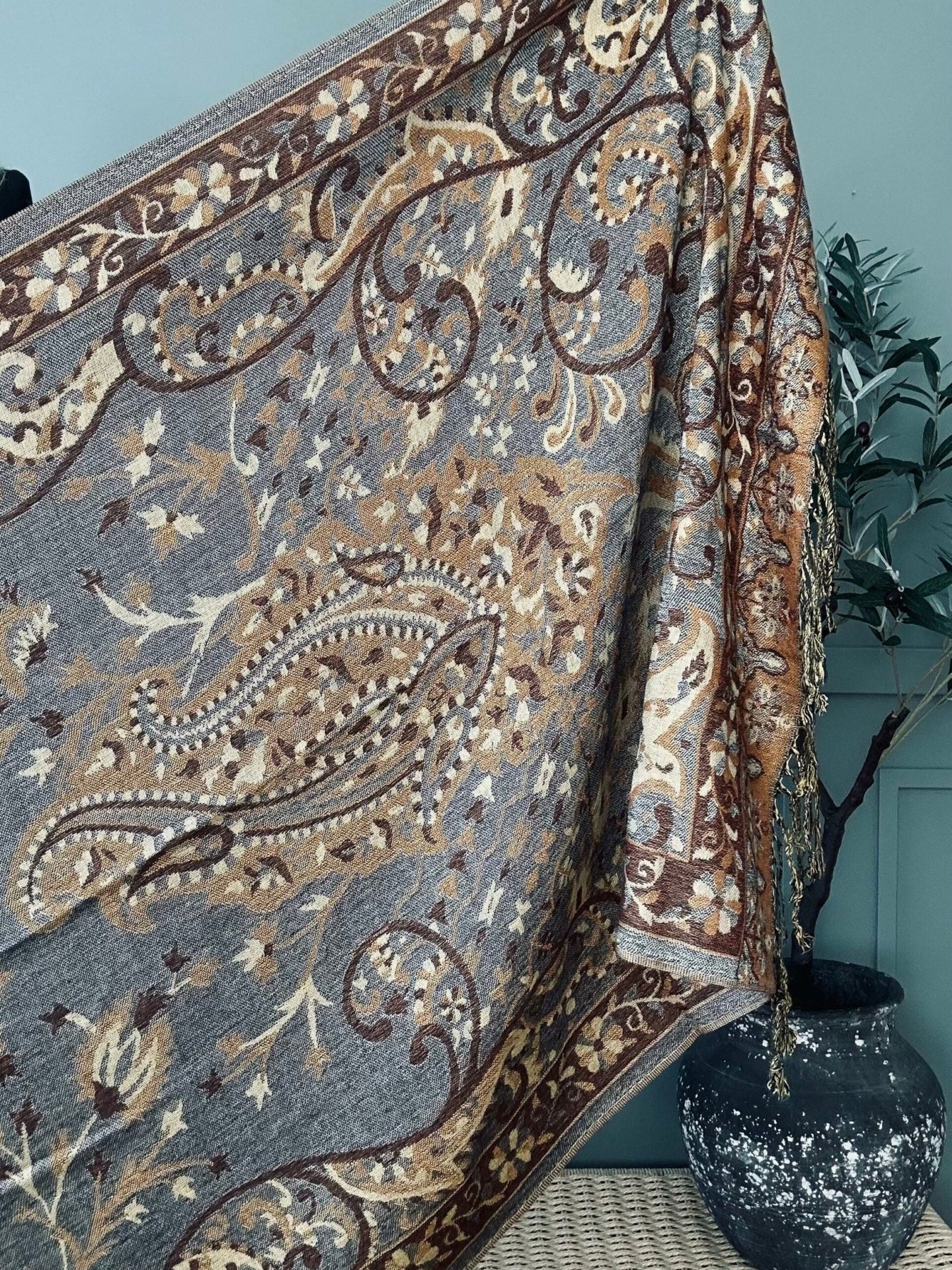 Tørklæde Paisley – Gylden / Cofee - VIAMAJA.DK