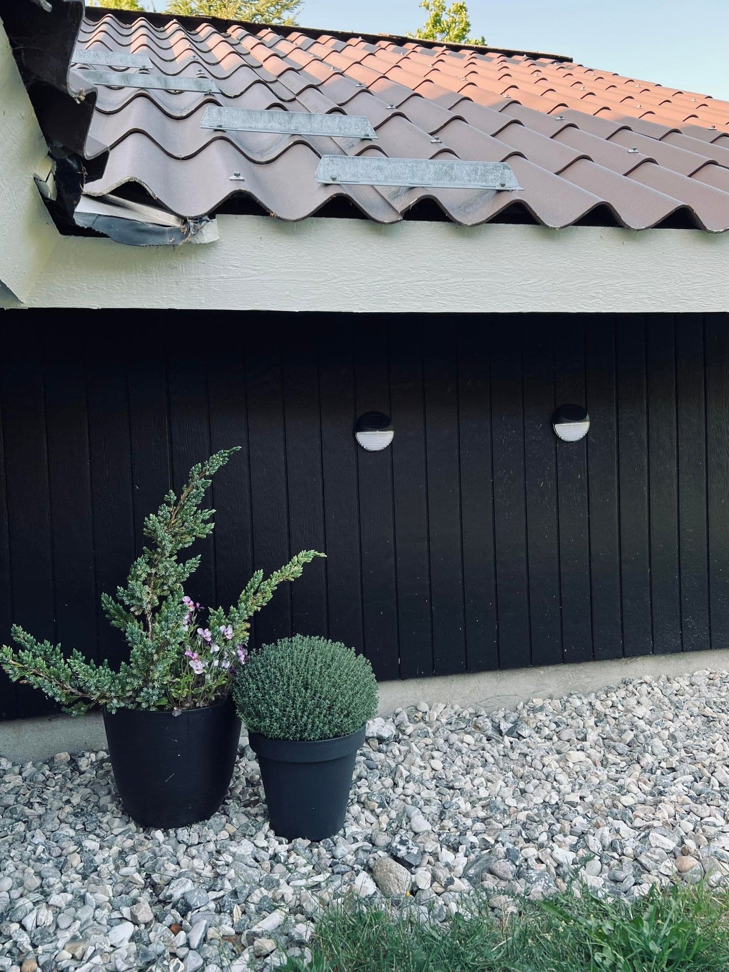 Væglampe med solceller - Tilbud 4 stk - VIAMAJA.DK