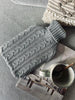 Wärmflasche mit grauem Strickbezug