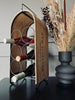 Weinregal aus Holz und Metall